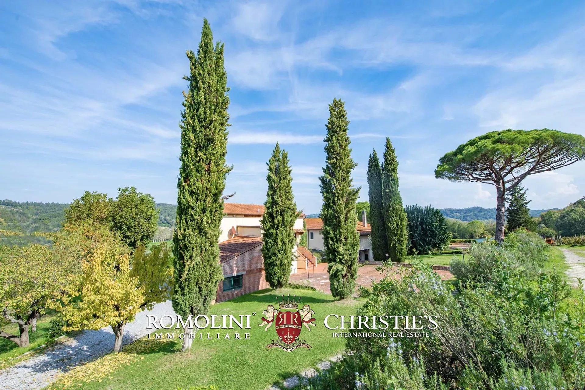 22 Bedroom Vineyard's Image 16