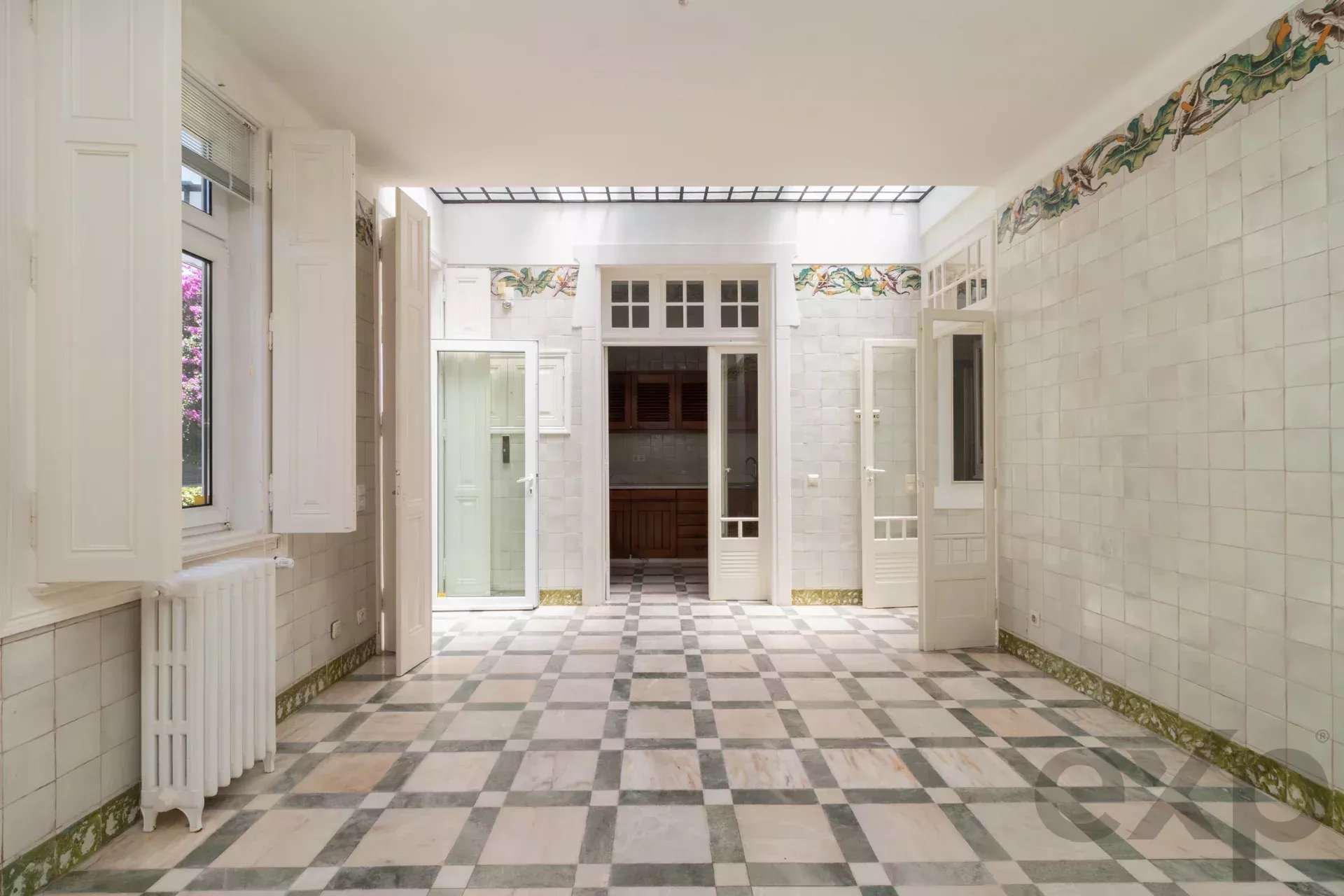 A 1909 Masterpiece: The Crown of Lisbon’s Hills 86119022 image 35