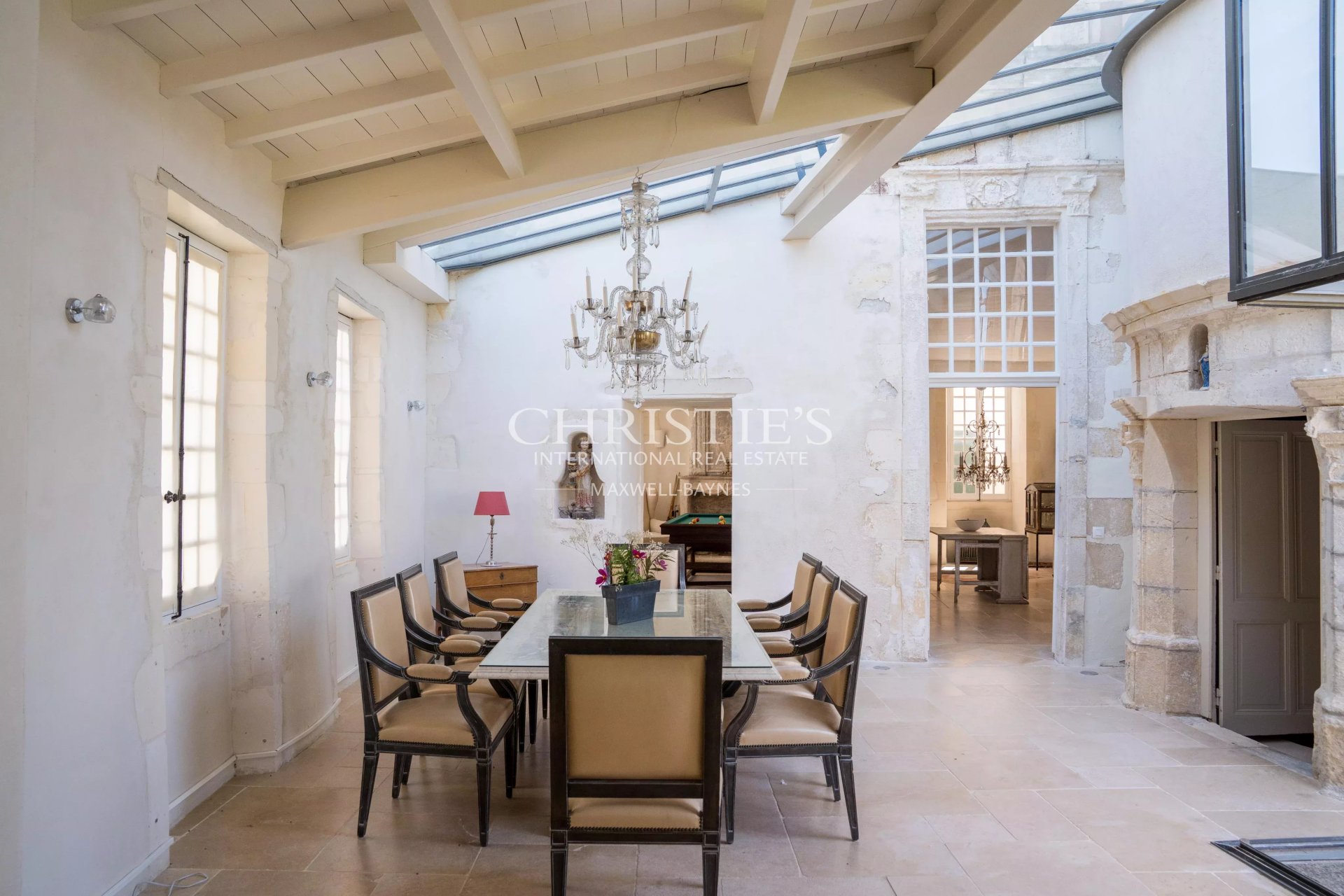 8 Bedroom Villa/Townhouse's Image 21