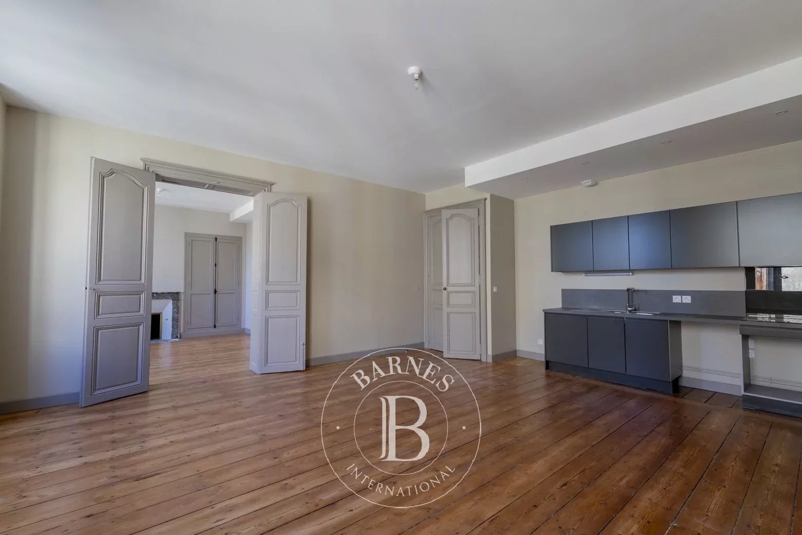 Bordeaux – Saint-Pierre –... - picture 3