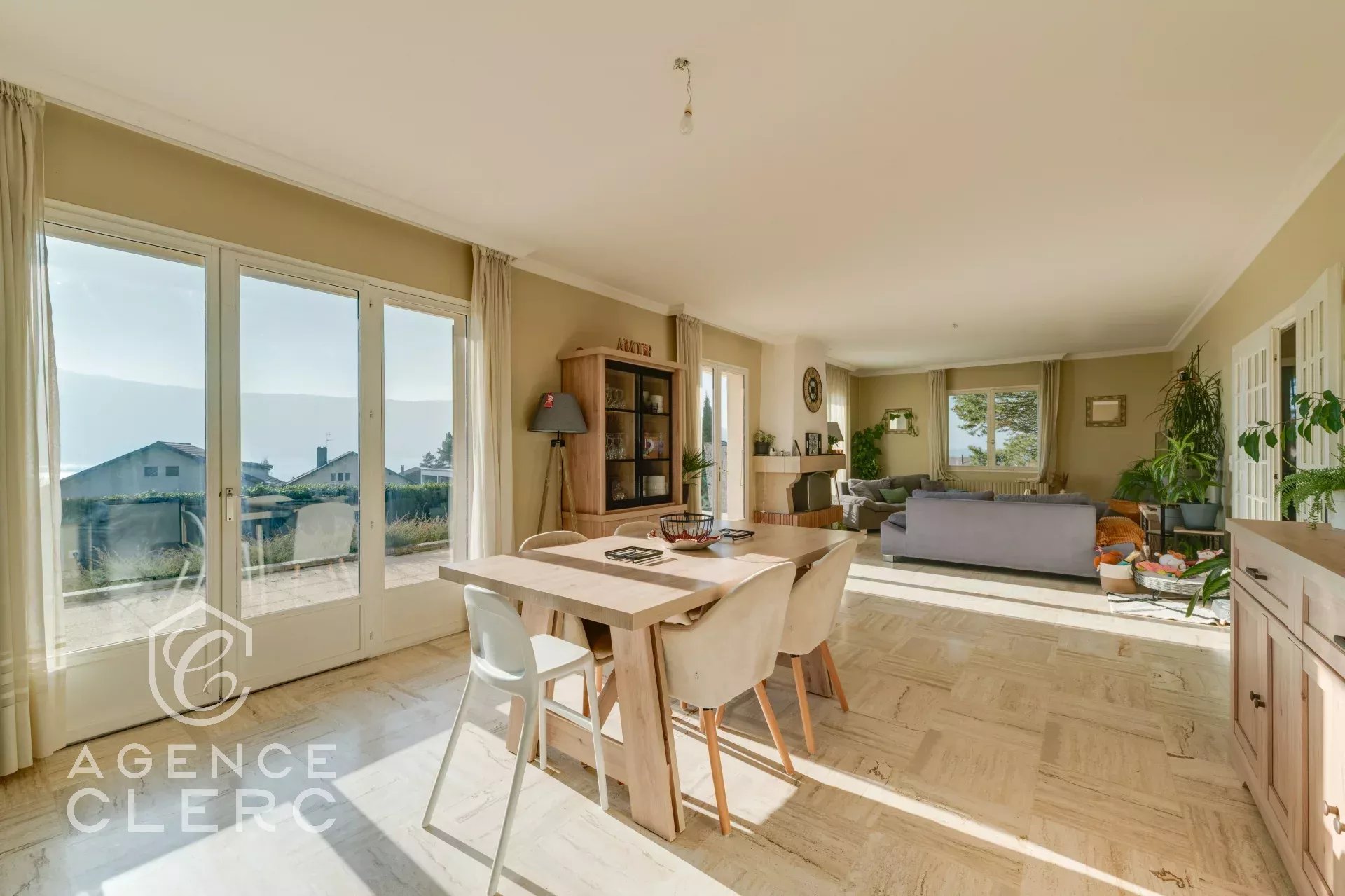 4 Bedroom Villa/Townhouse's Image 13