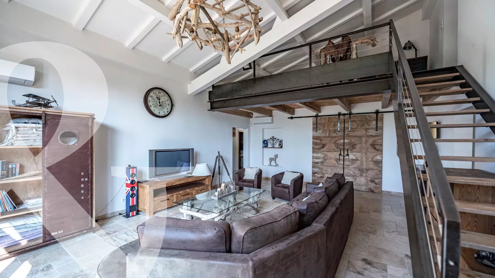 EN CAMPAGNE AU CALME ABSOLU