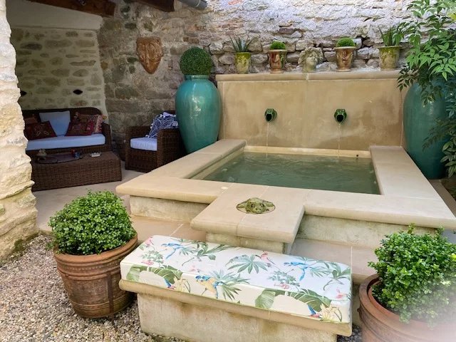 Maison de maître en pierre – 14 pièces – Spa en pierre & grand garage – Proche Fumades