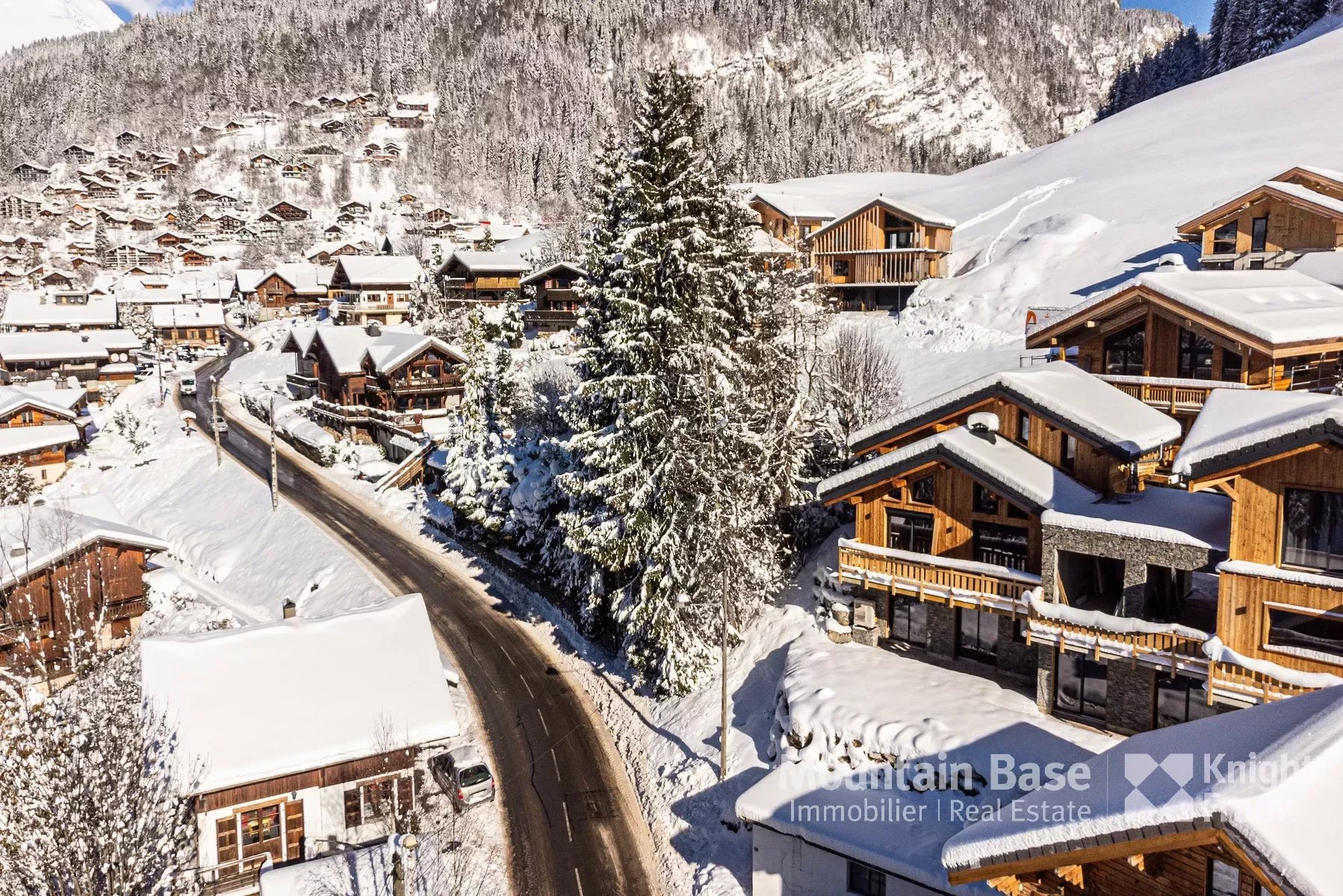 Photo of New 4 bedroom semi-detached chalet with mountain views in Morzine