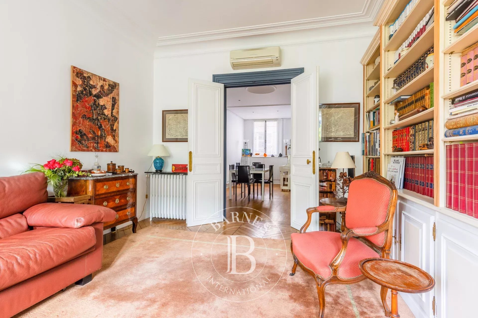 Daire Paris 4ème - picture 24