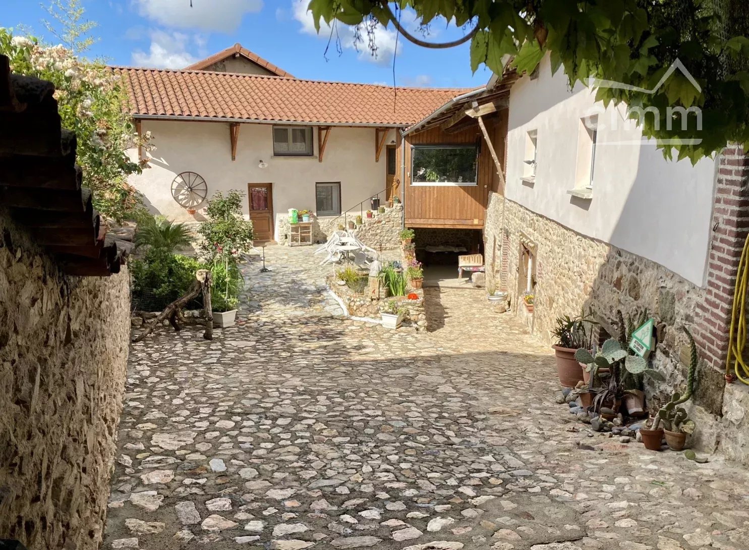 Agence immobilière de 