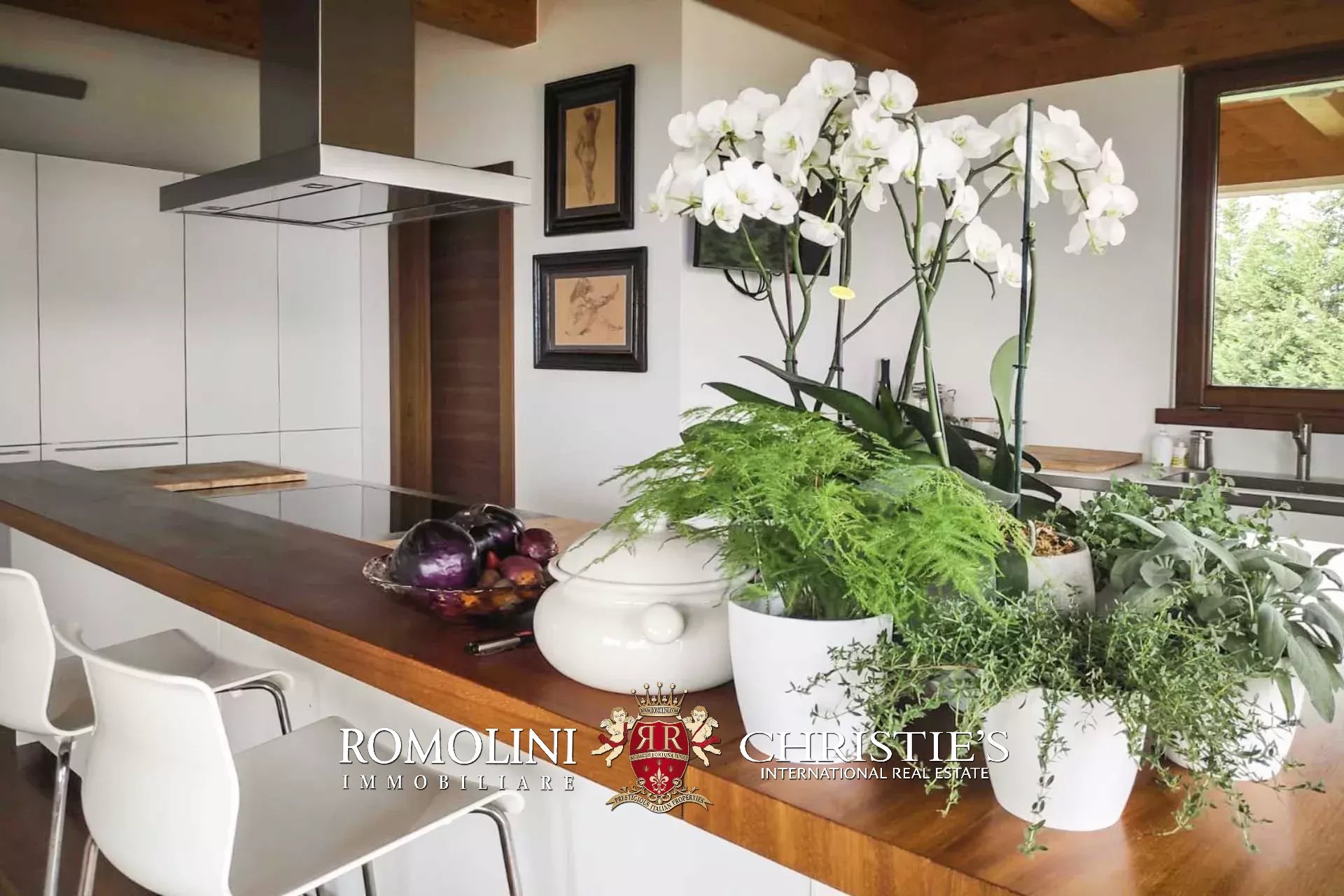 3 Bedroom Villa/Townhouse's Image 42