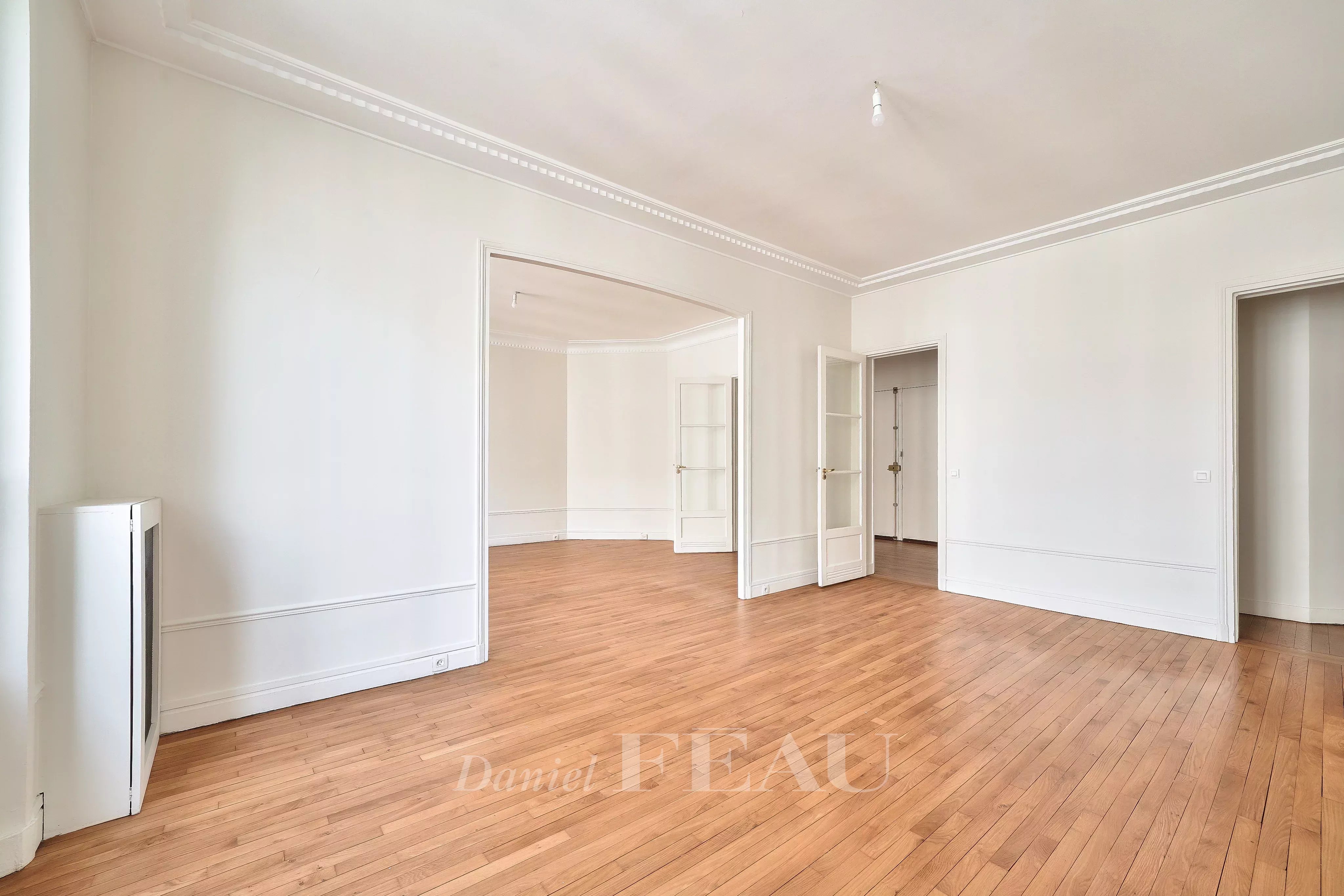 Rental Apartment Paris 17th