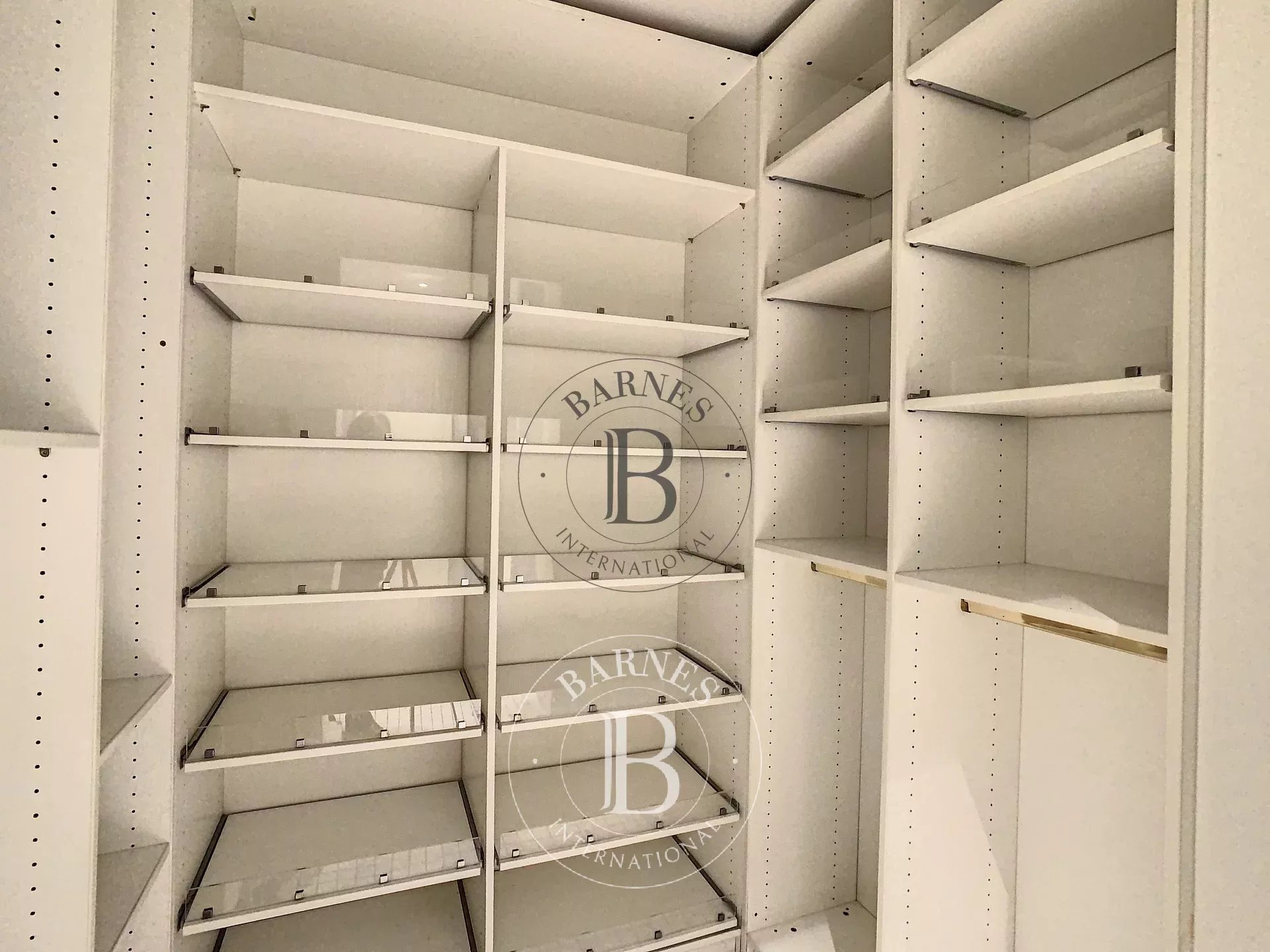 Daire Paris 8ème - picture 20