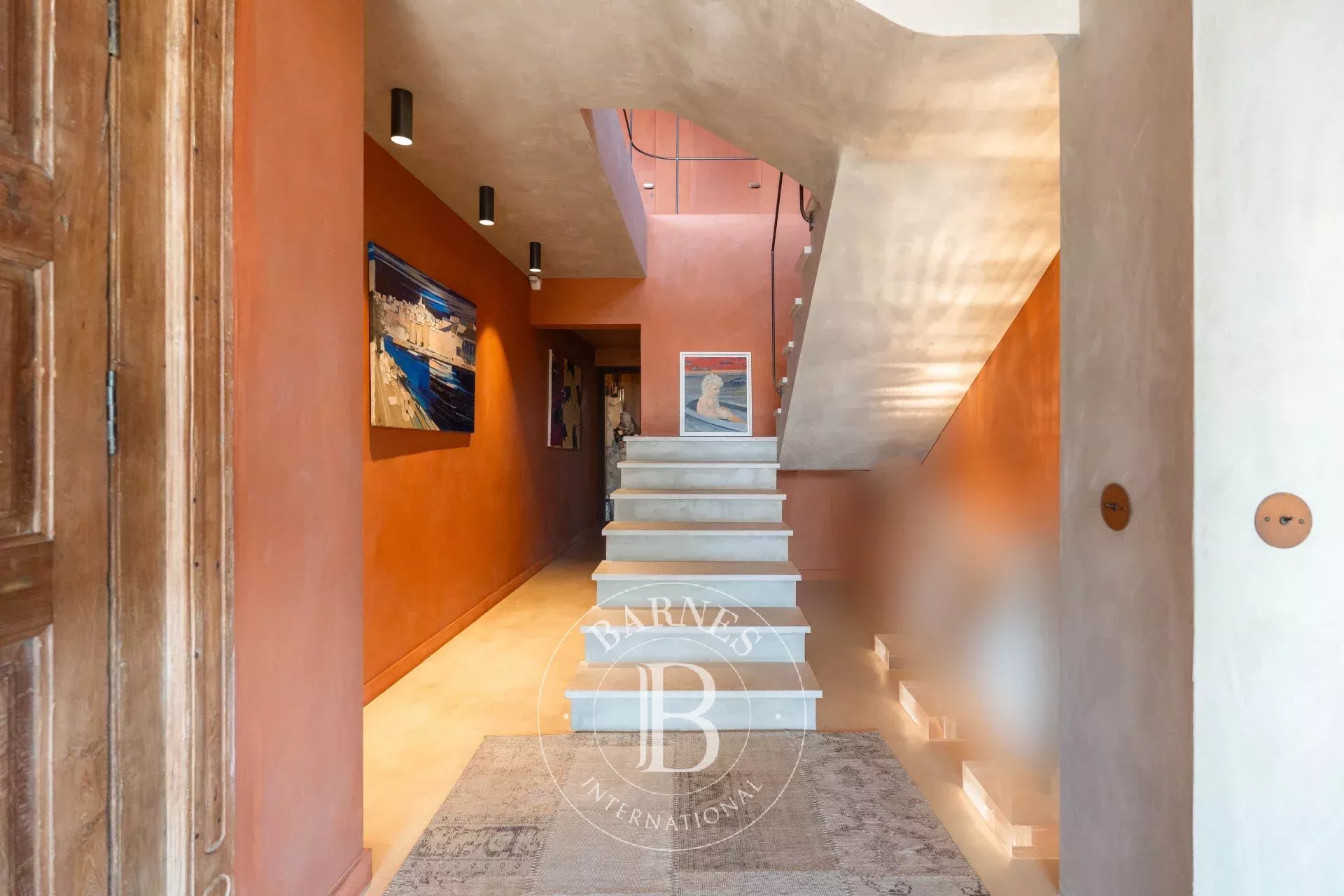 Ev Cassis - picture 10