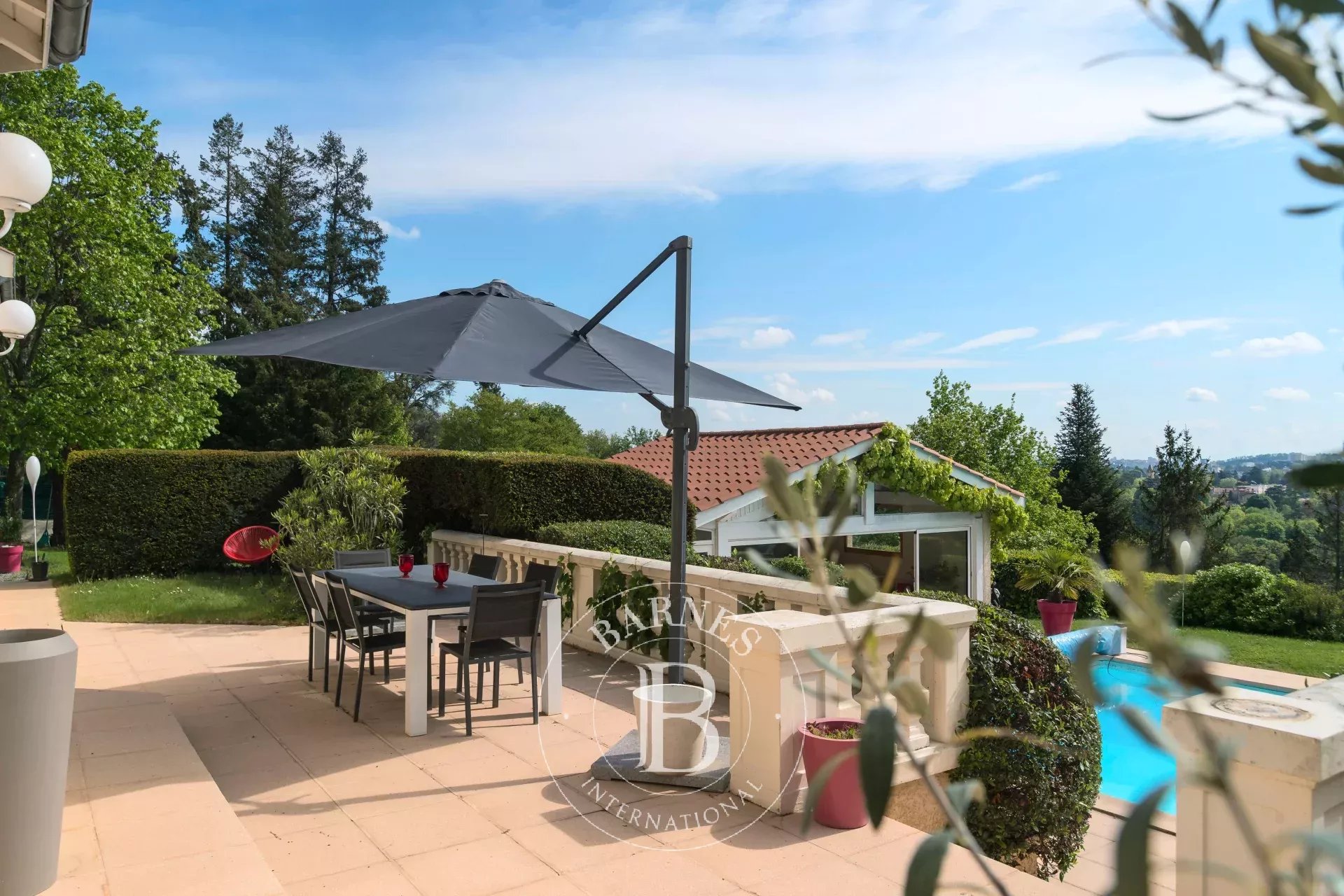 Ev Tassin-la-Demi-Lune