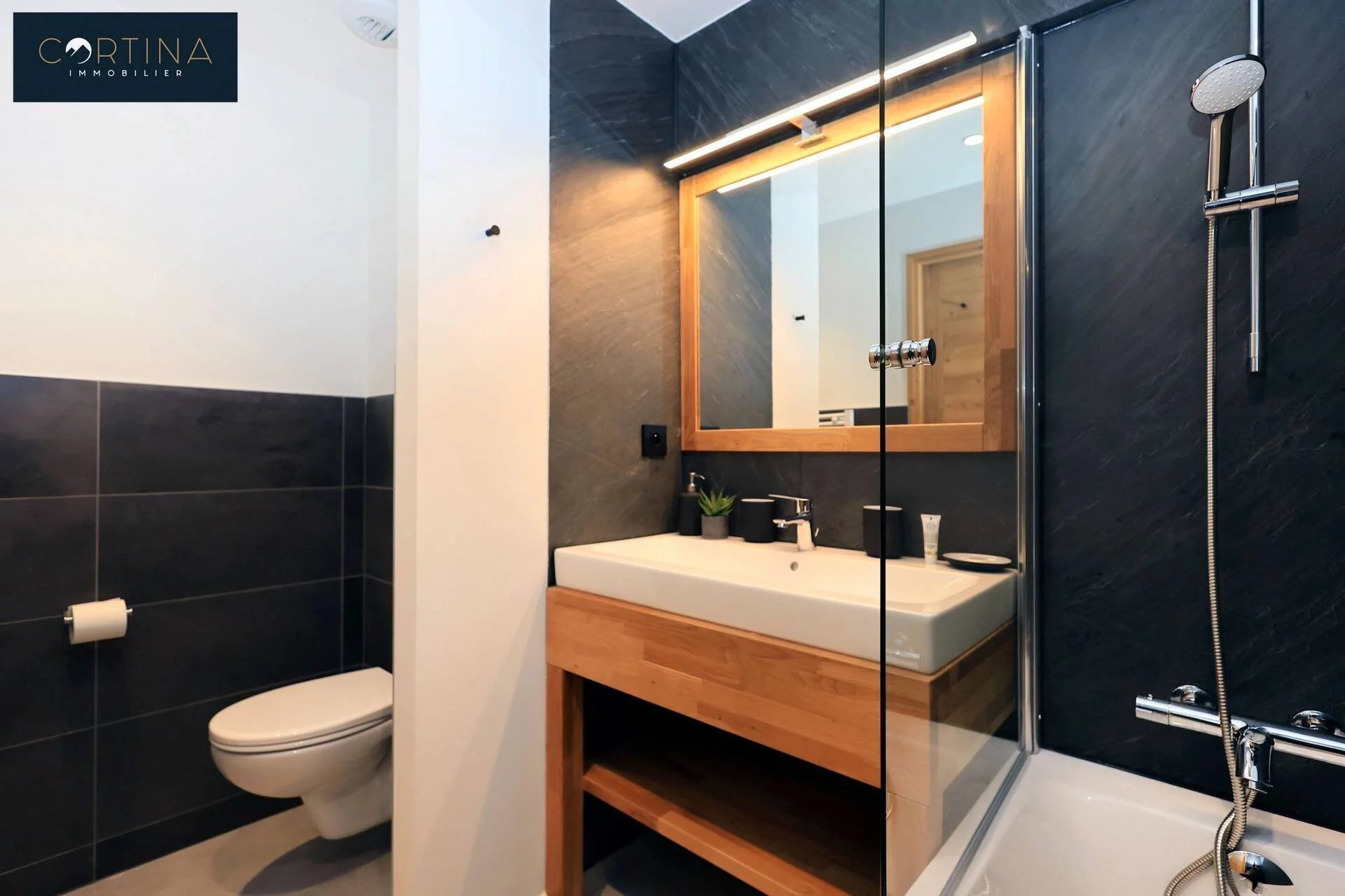 Skier 9 — Duplex pour 8 personnes