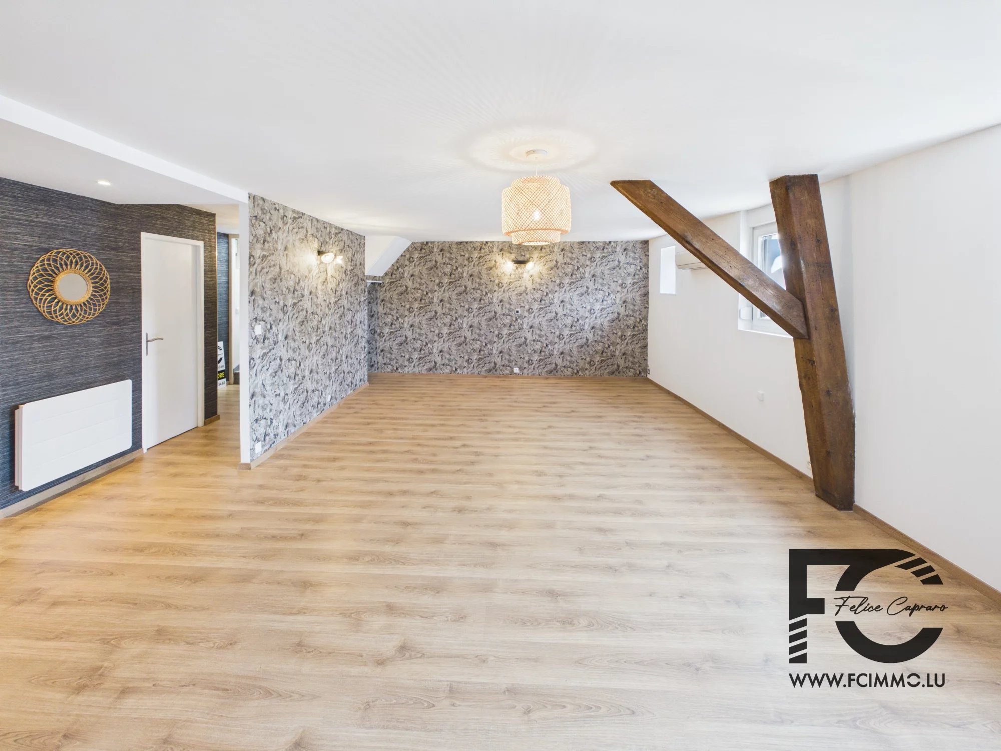 Elegant 164 m² Foch Avenue Duplex apartment on the top floor