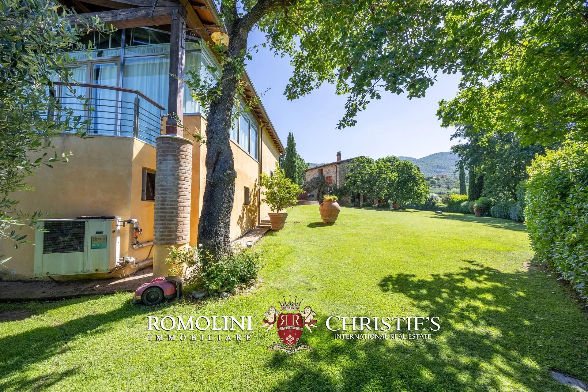 4 Bedroom Villa/Townhouse's Image 22