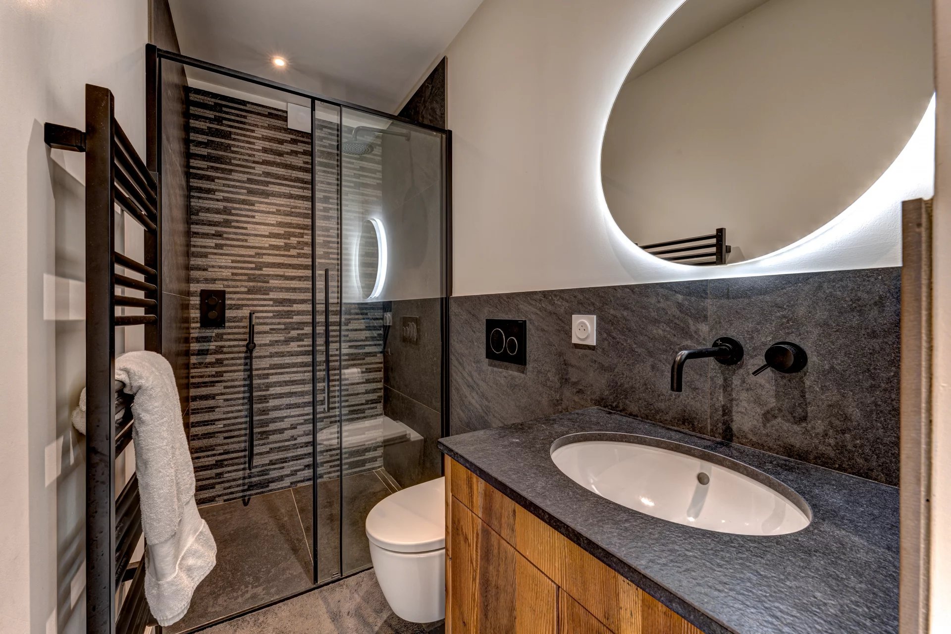 Photo of Fully renovated 4-bedroom maison de pays in Plaine des Praz, Chamonix