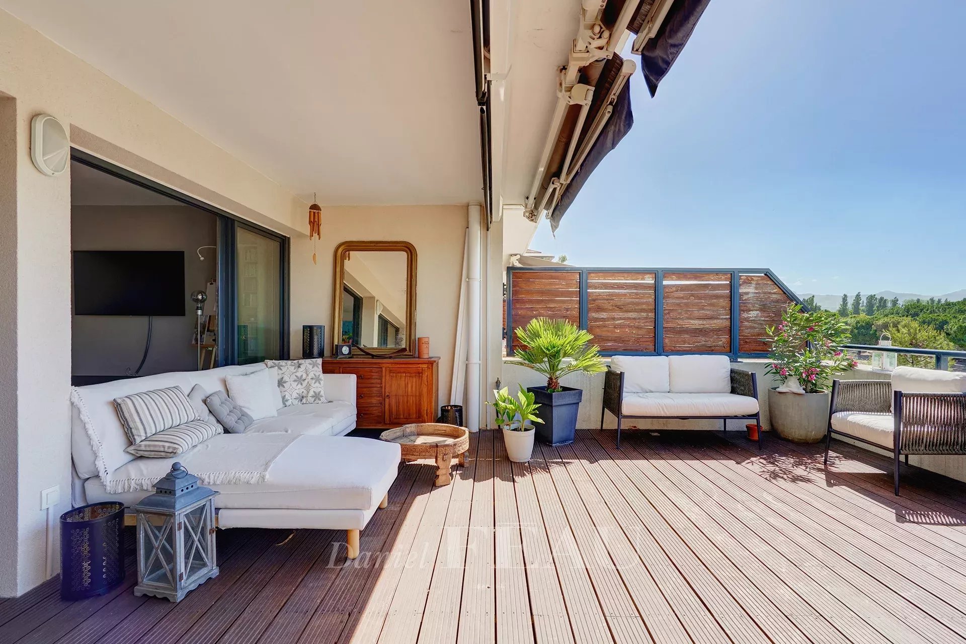 Sale Apartment Marseille 8ème