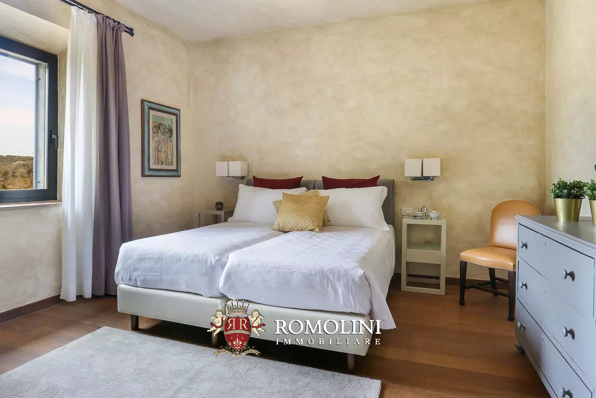 25 Bedroom Vineyard's Image 103
