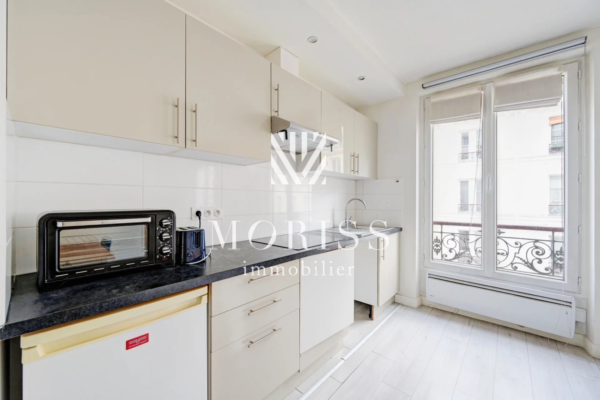 APPARTEMENT - 2 PIÈCES - 75011 - Image Array