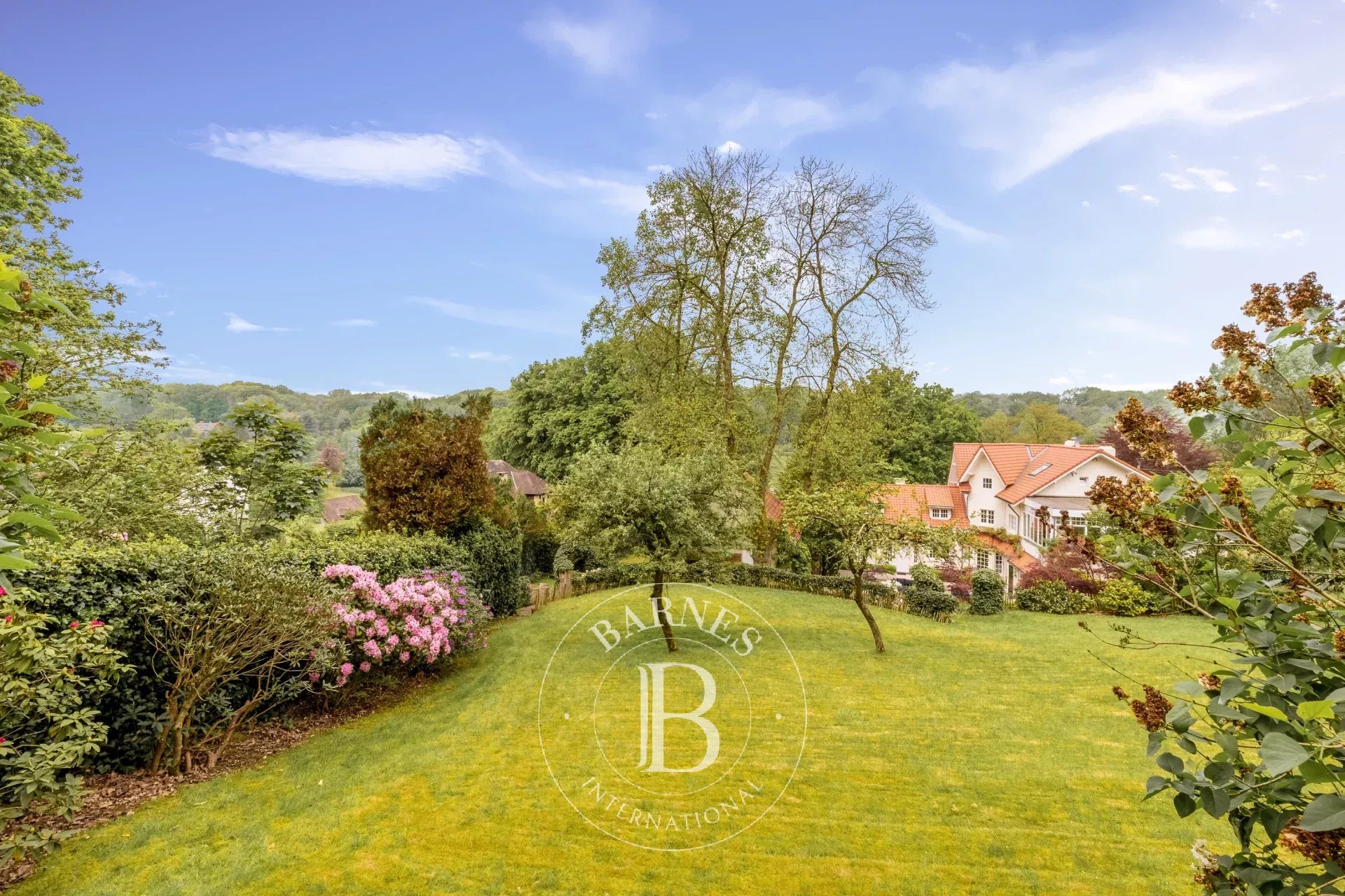 Charming villa in a sought-after neighborhood of Lasne.
