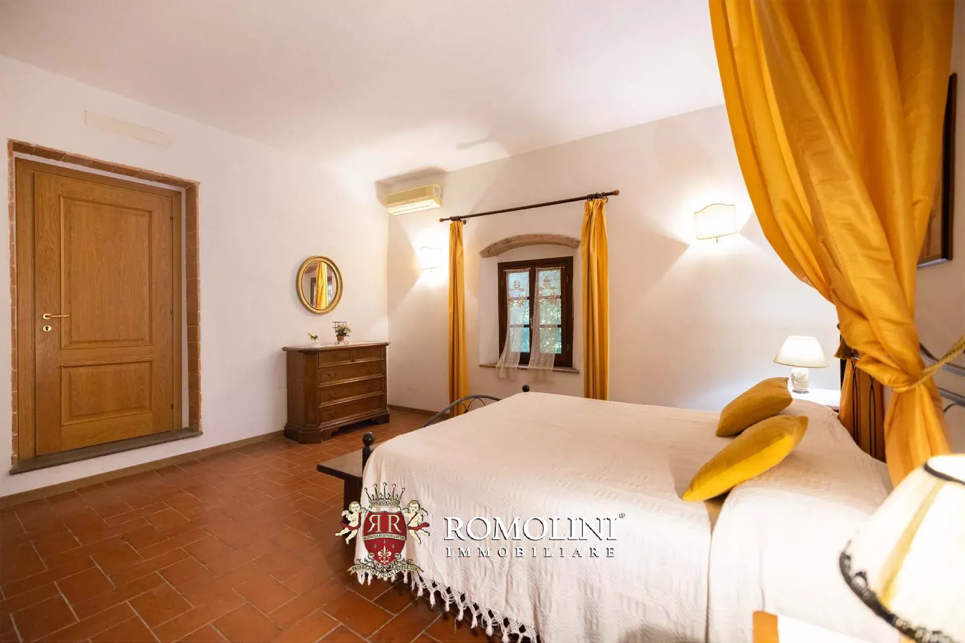 16 Bedroom Villa/Townhouse's Image 51