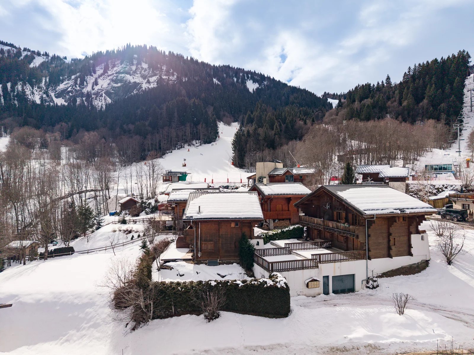 Photo of LES HOUCHES - Ski-in Ski-Out Duplex