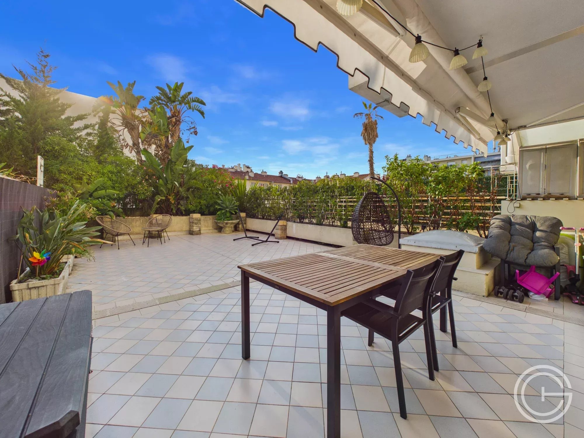 Location Appartement Nice Le Port