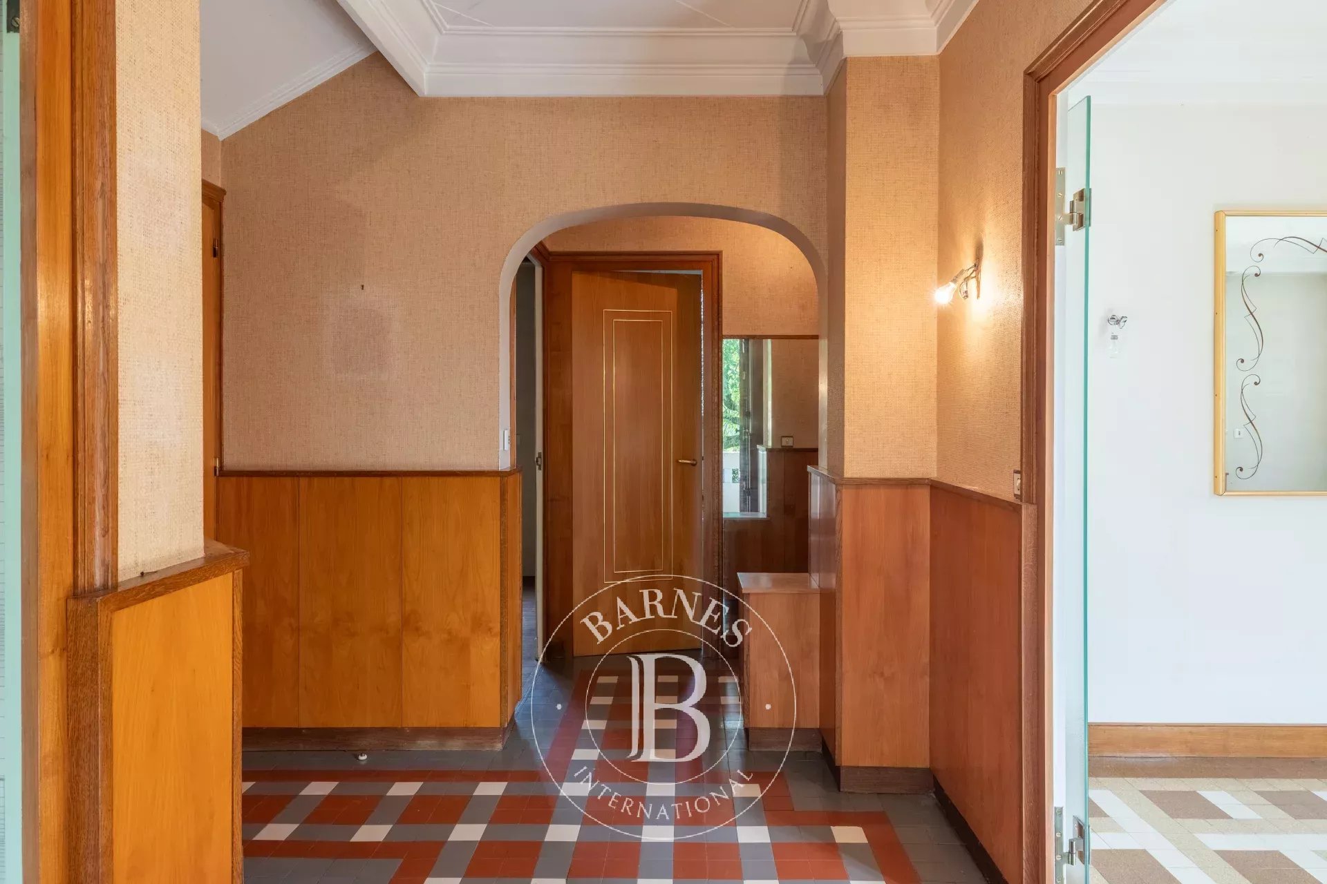 Ev Tassin-la-Demi-Lune