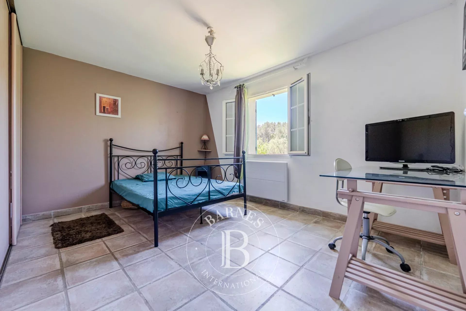 Ev Fuveau - picture 13