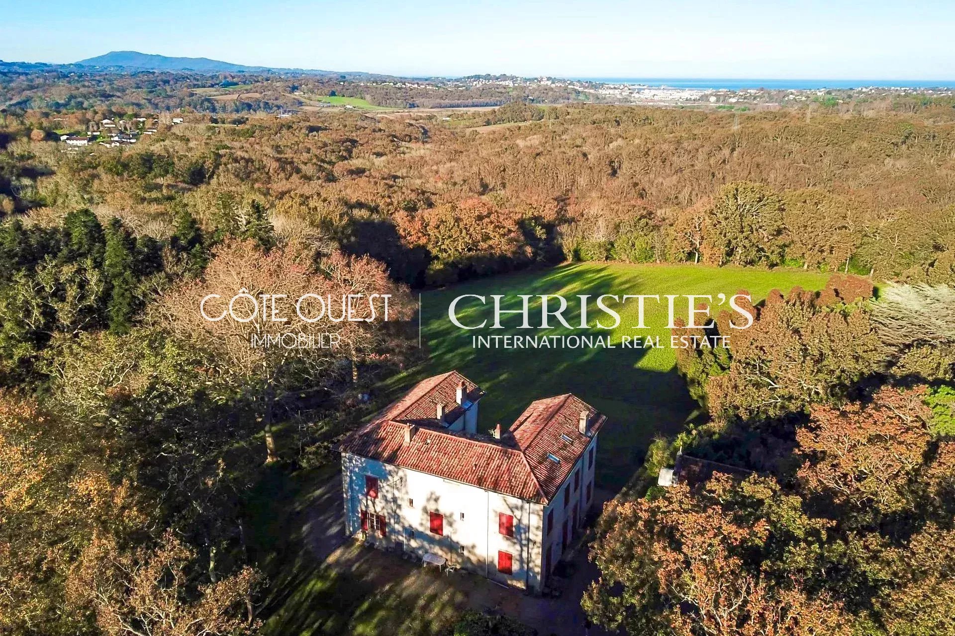 For sale Saint-Jean-de-Luz - Nineteenth century manor house