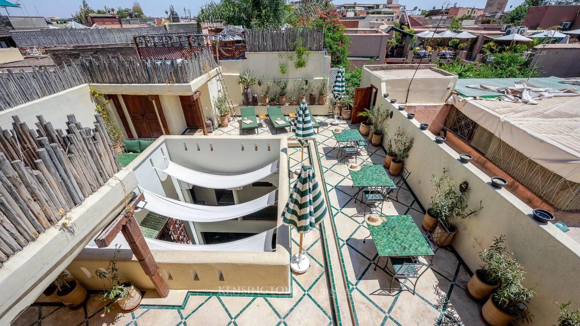 6 Bedroom Villa/Townhouse's Image 30