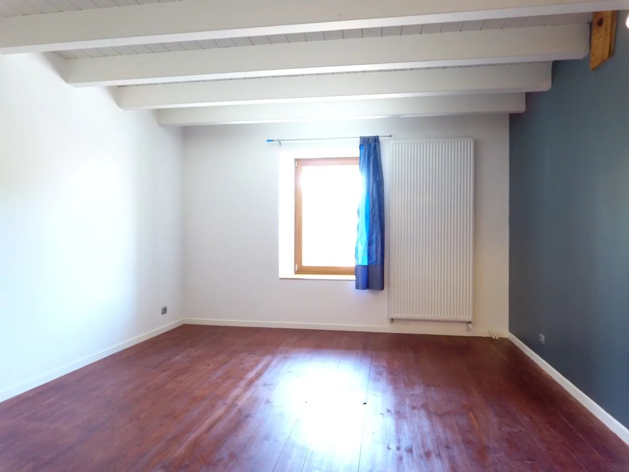 Ferme rénovée idéalement placée - Cœur de Village, Feigères