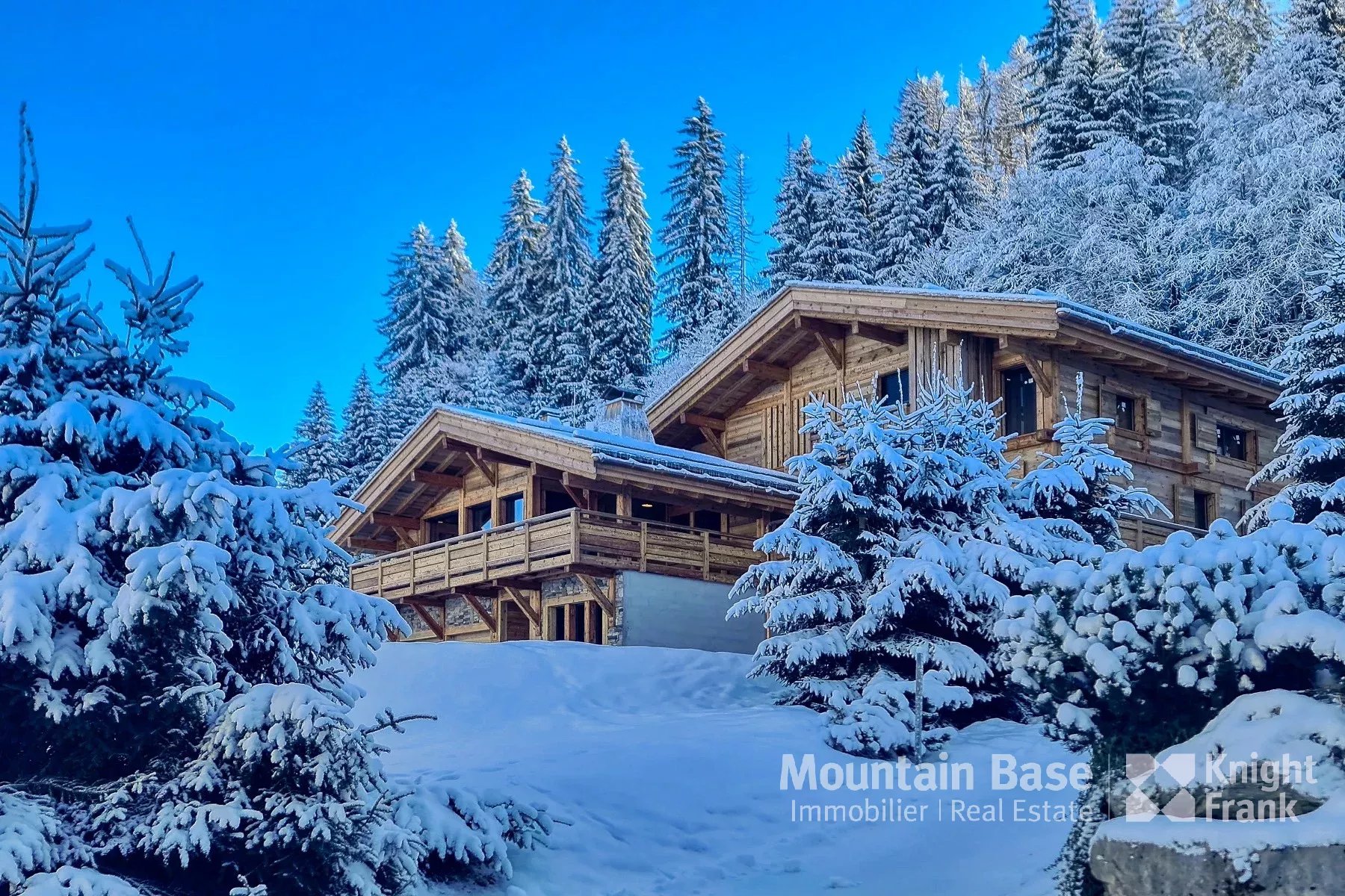 Photo of Exceptional, ski-in, ski-out new-build 6-bedroom chalet with pool close to the ski slopes