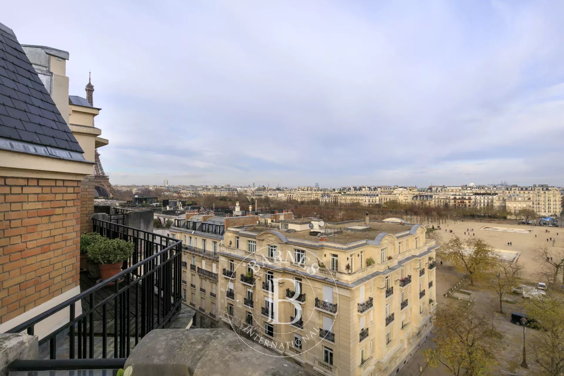 Daire Paris 7ème - picture 17