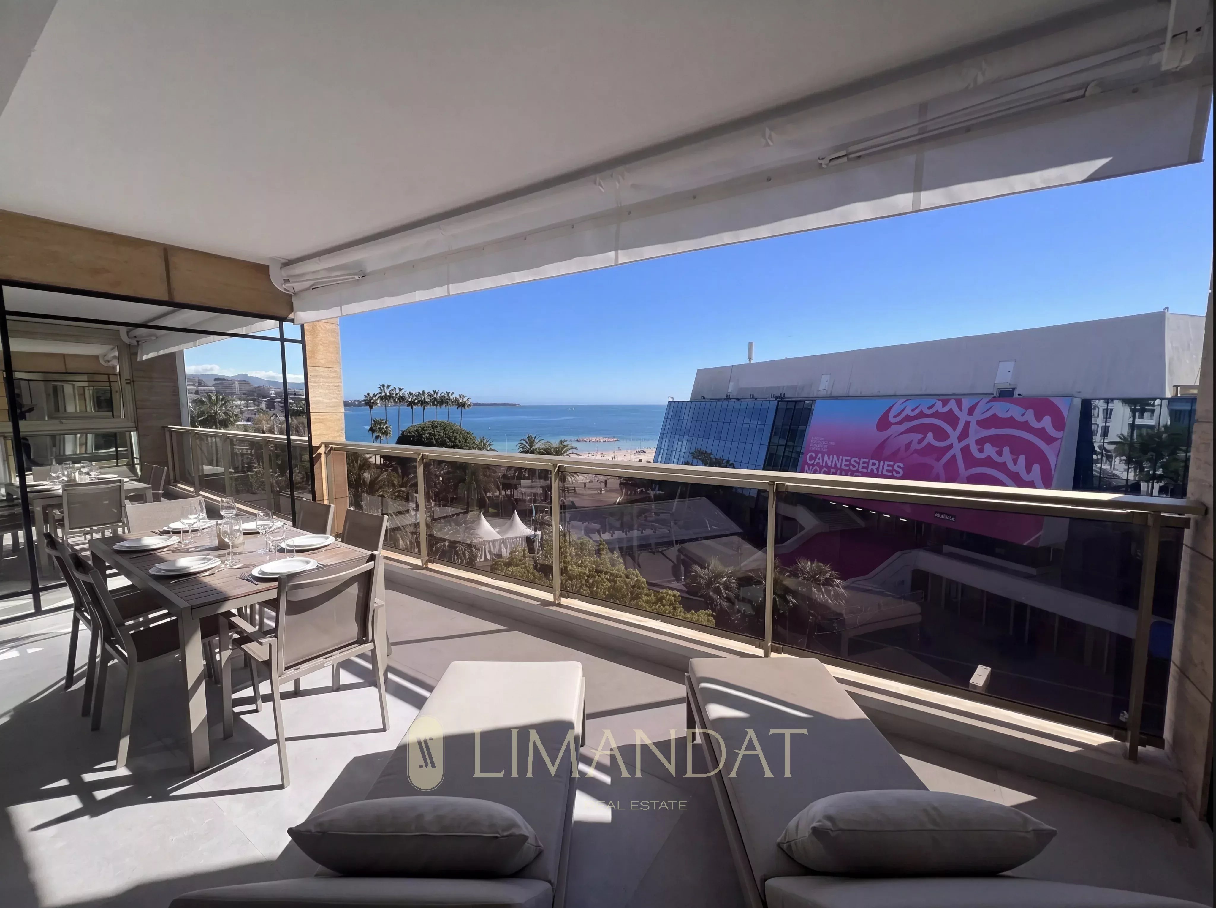 Exceptional apartment on the famous Croisette in Cannes