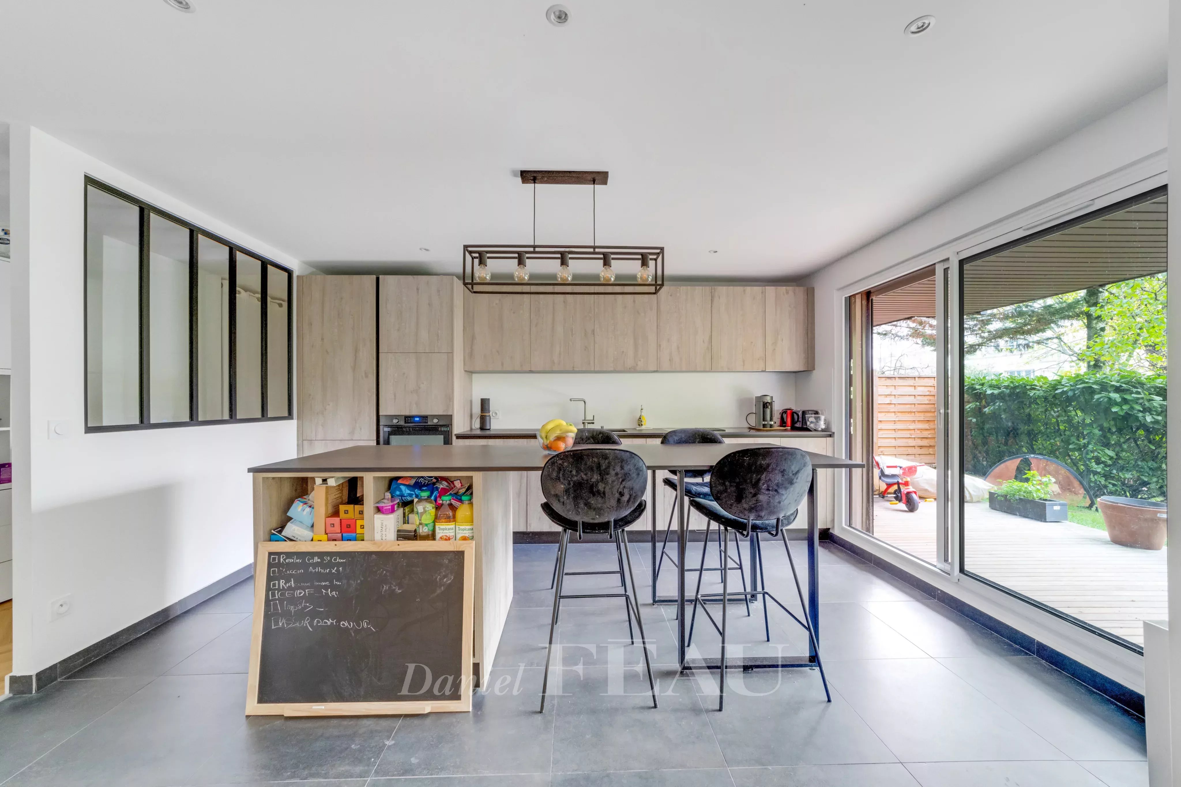 Sale Apartment Saint-Cloud
