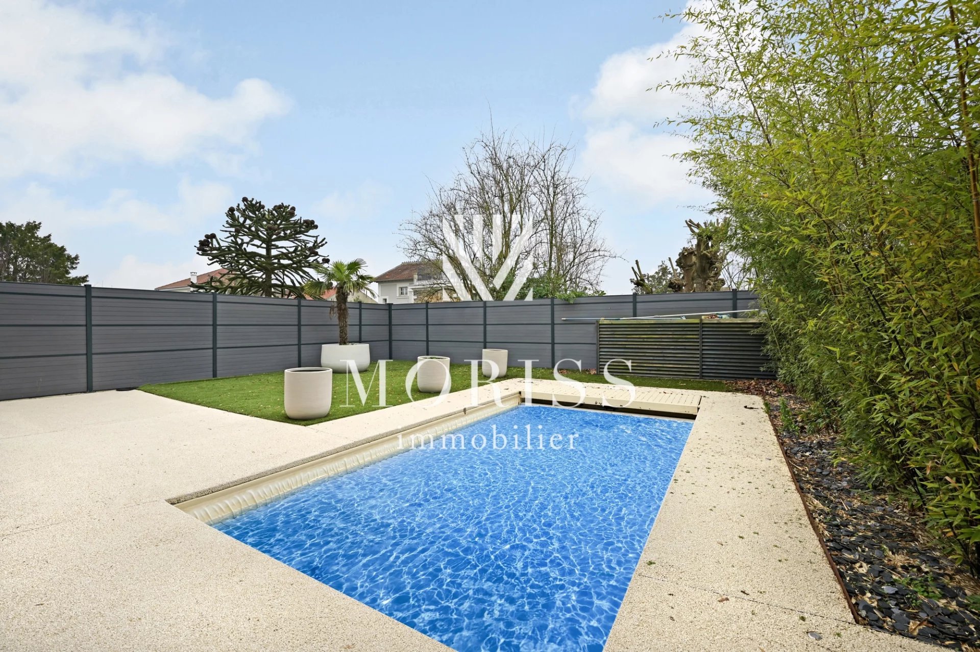 Saint Cloud Montretout / 4 Chambres /Maison de Luxe/ Piscine ext - Image Array