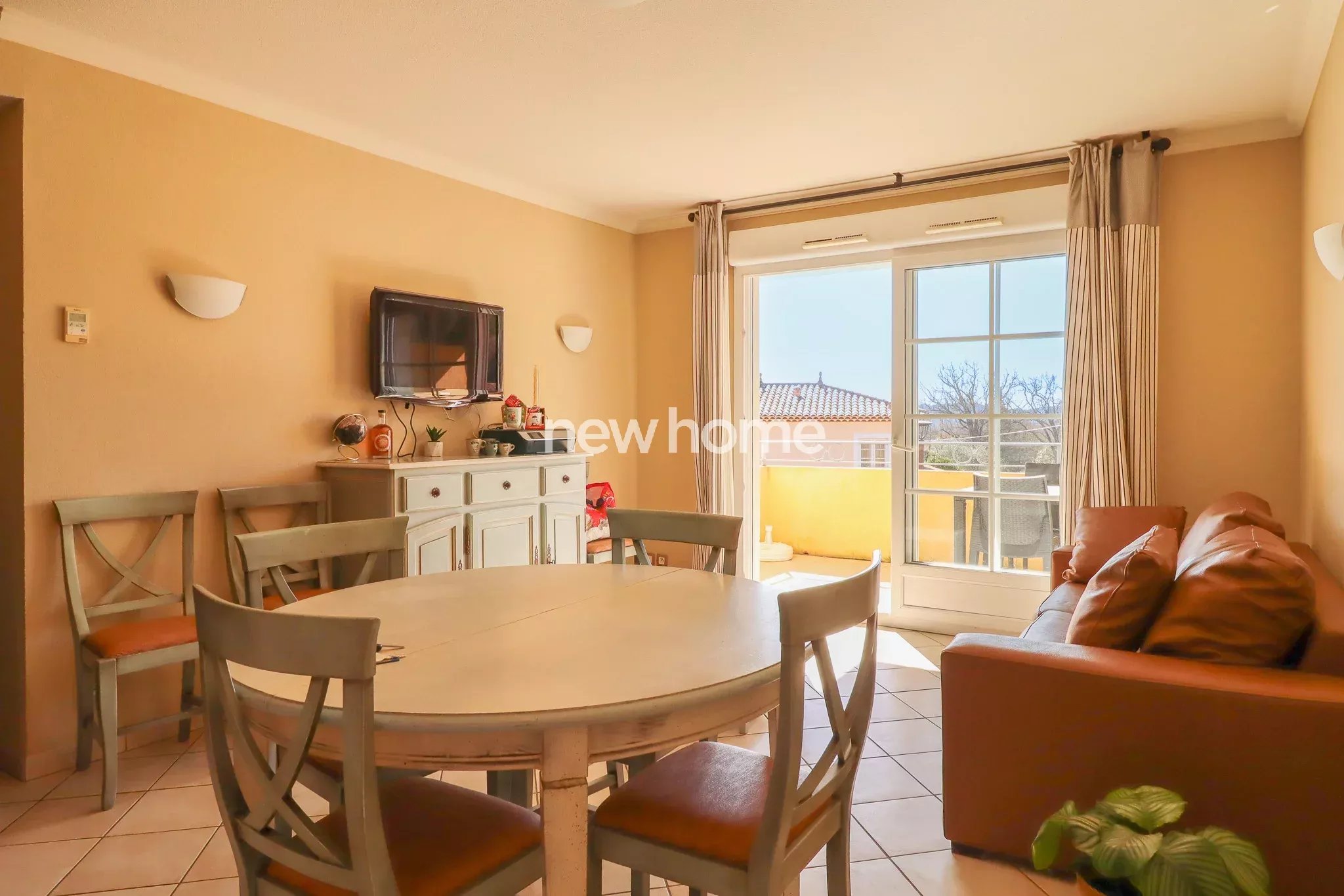 Appartement 3 pièces, 49 m² avec balcon, ascenseur et garage - Photo 2