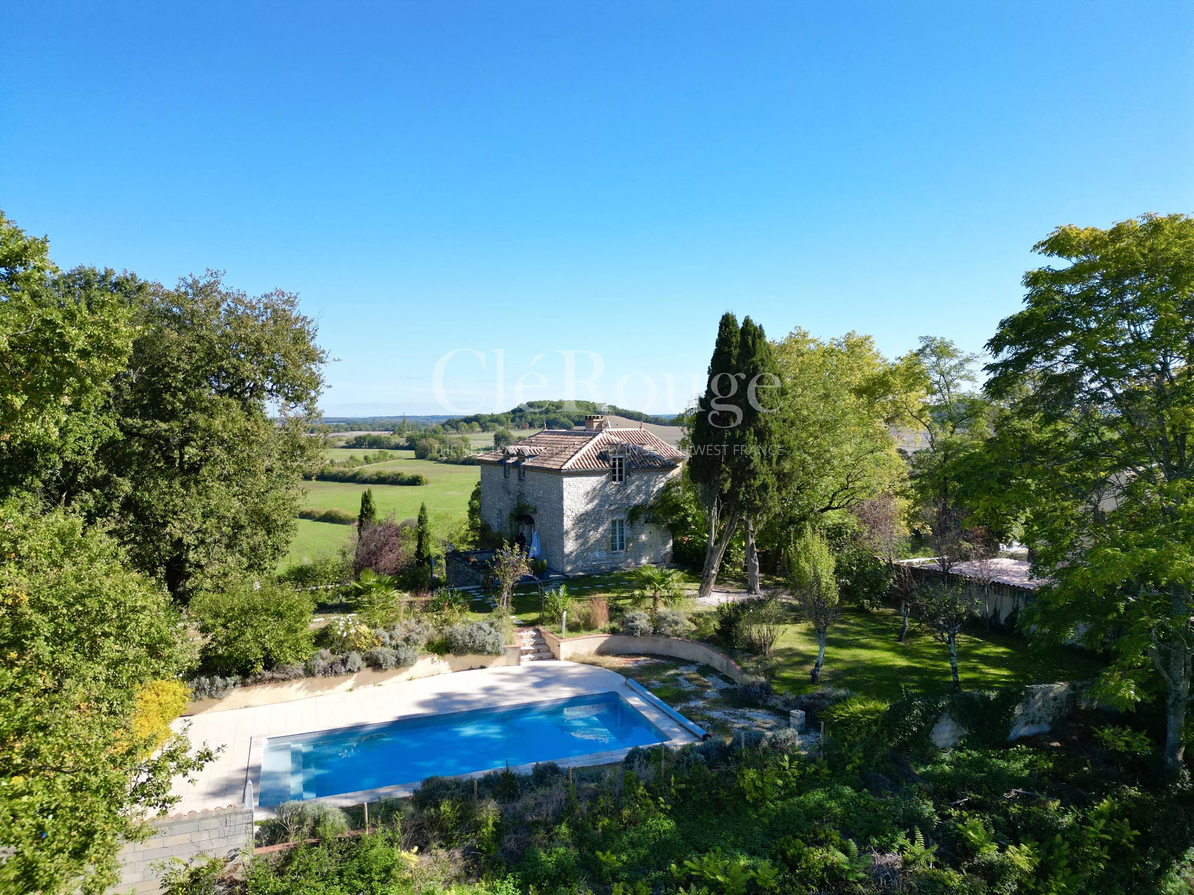 House in Issigeac - view 1