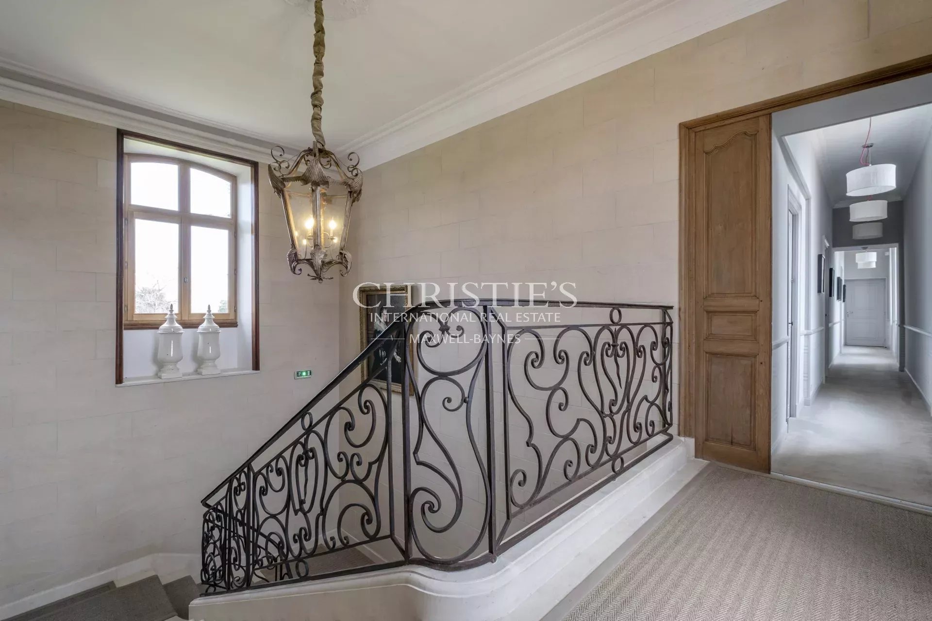 11 Bedroom Chateau's Image 28