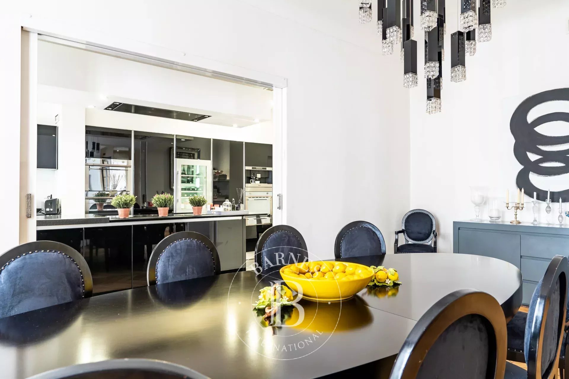 Paris 16 - Flandrin - Family apartment with reception rooms - 4 bedrooms - picture 7
