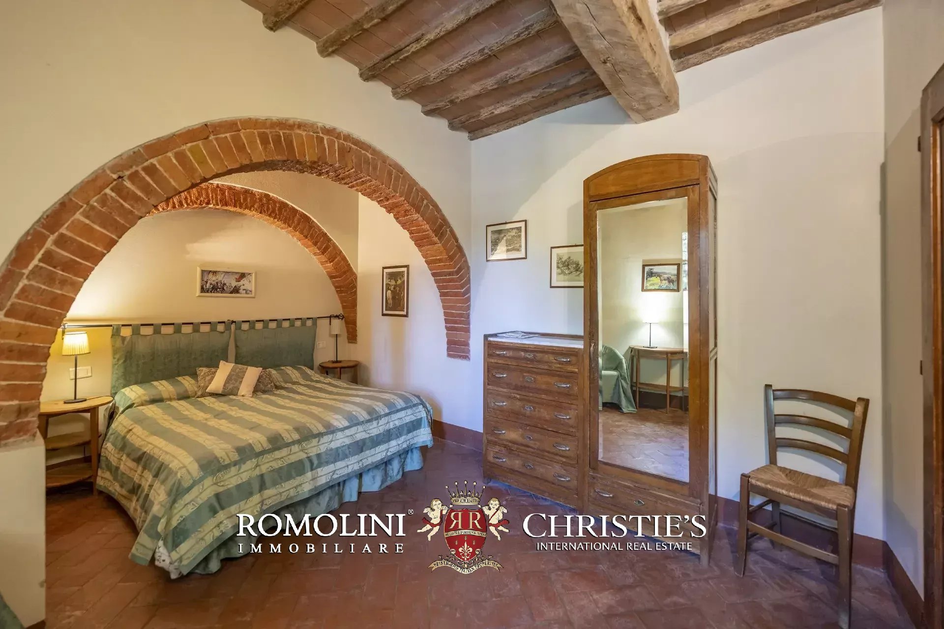9 Bedroom Horse Property's Image 84