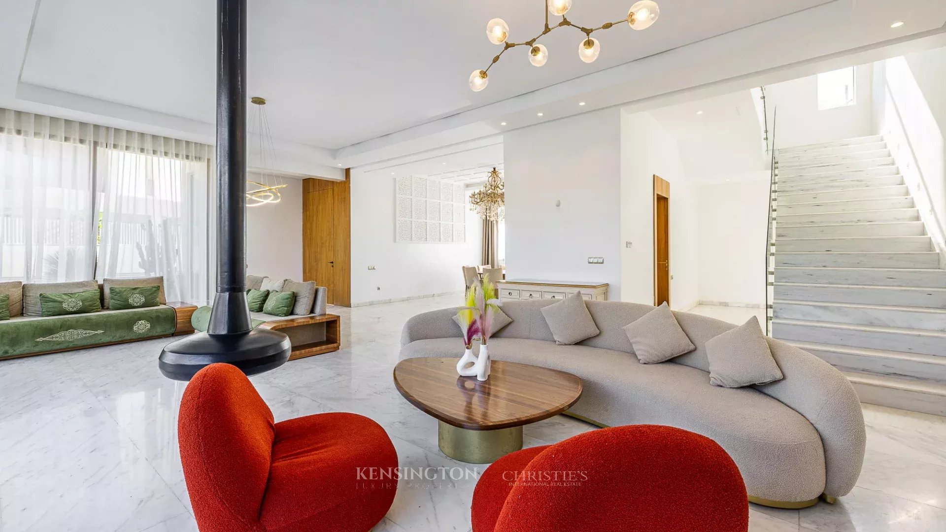 4 Bedroom Villa/Townhouse's Image 5