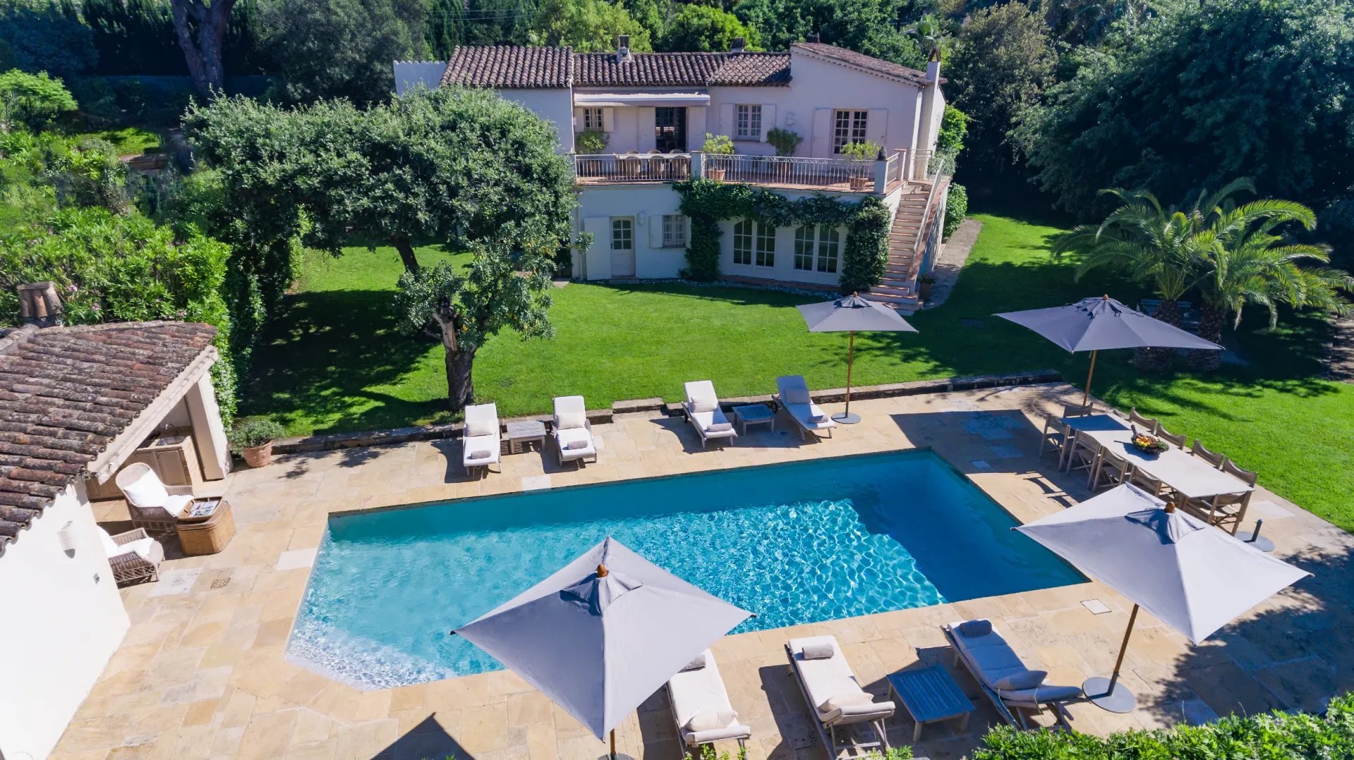 Gassin - Maison - Location saisonnière - 5 Chambres - Piscine.