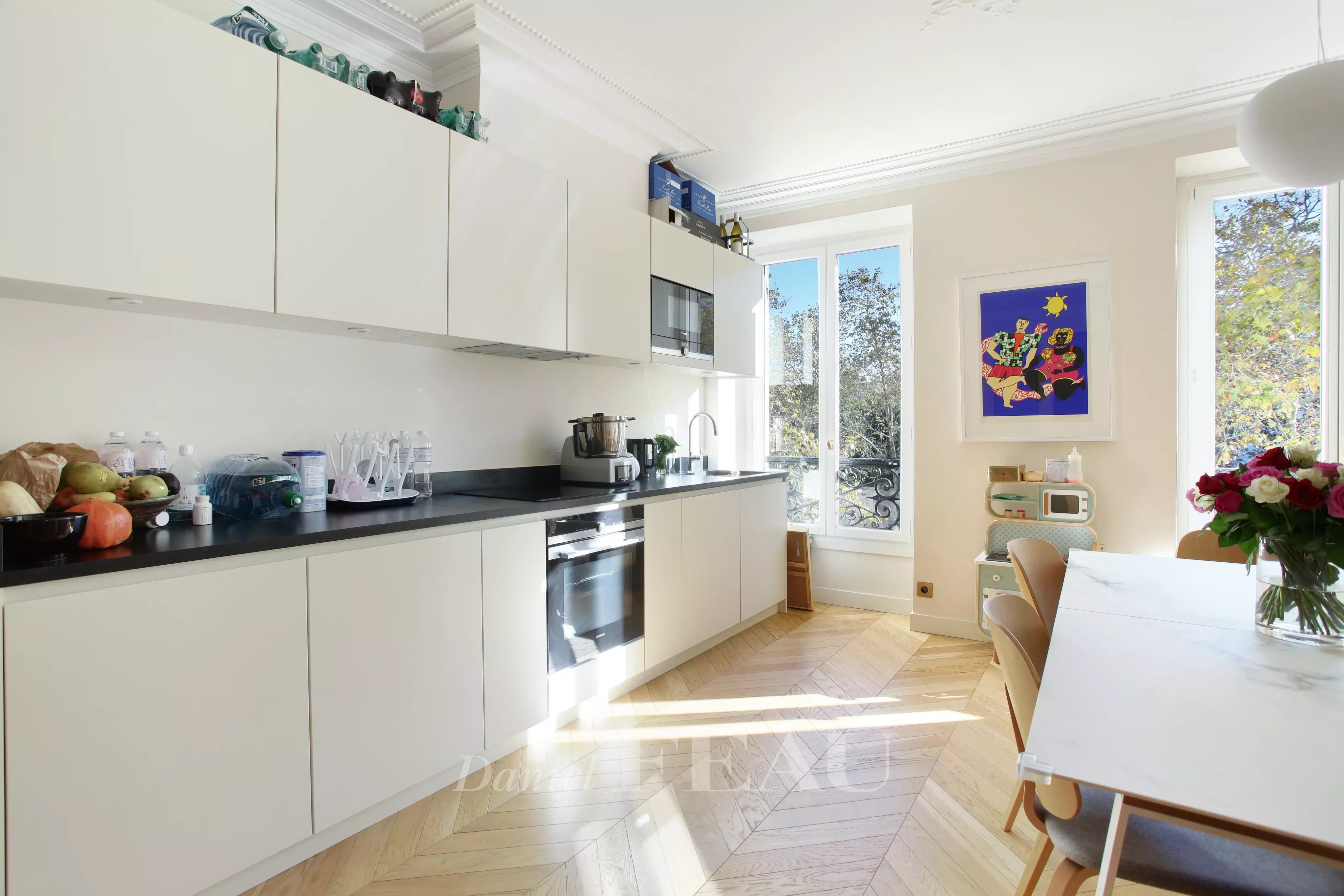 Sale Apartment Paris 7th