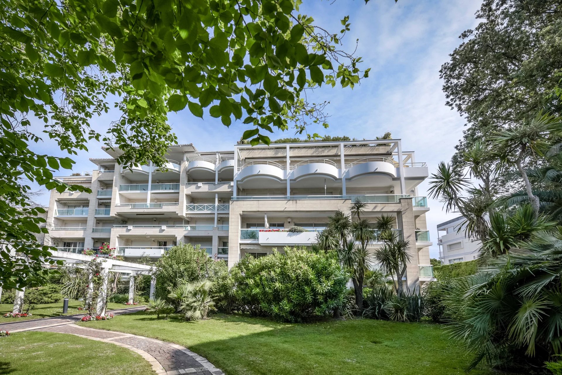 Sale Apartment Arcachon