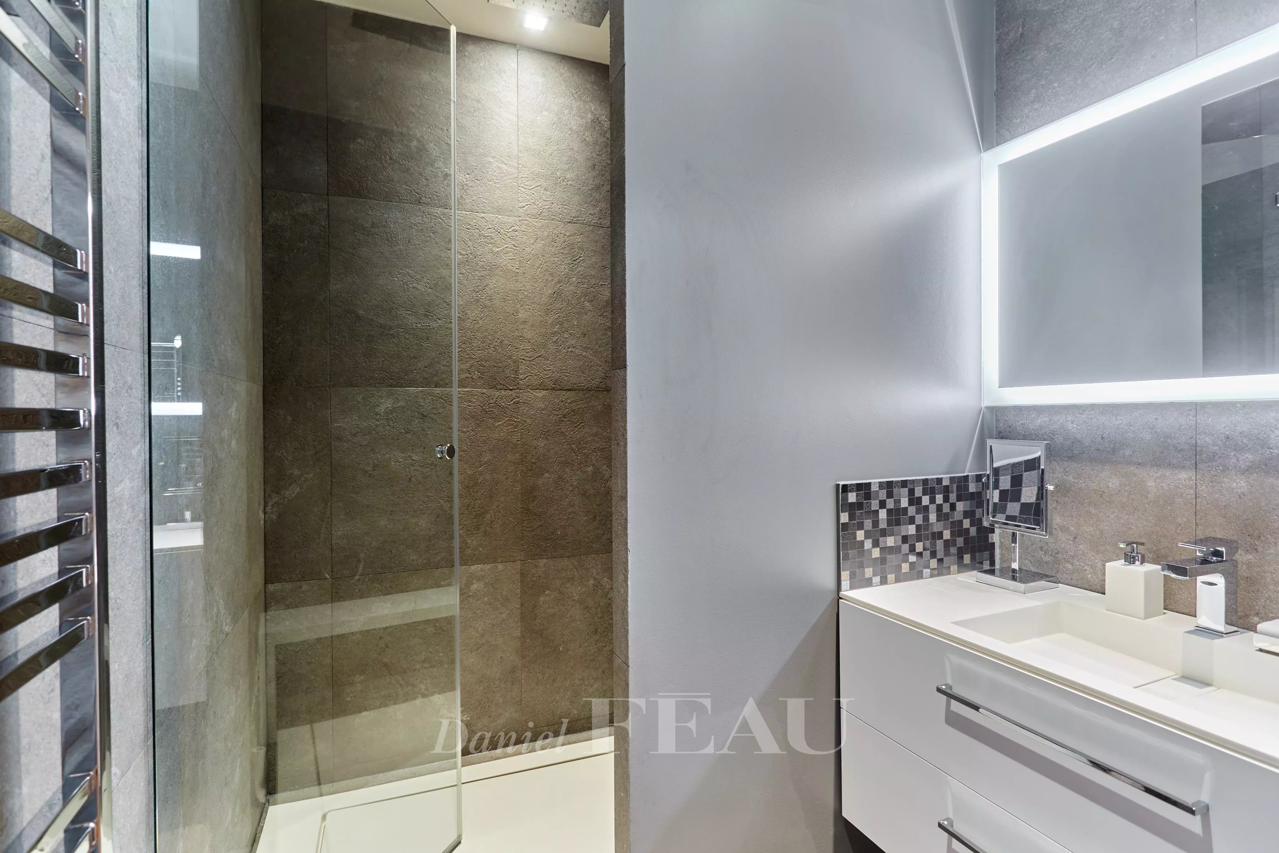 Location Appartement Paris 16ème