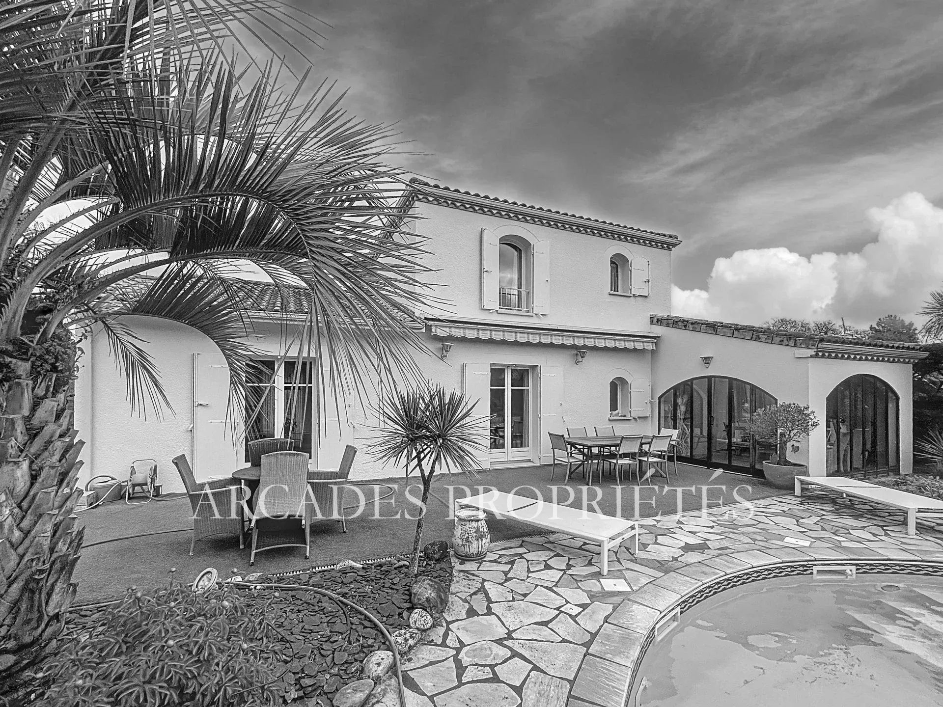 Agence immobilière de Arcades Propriétés