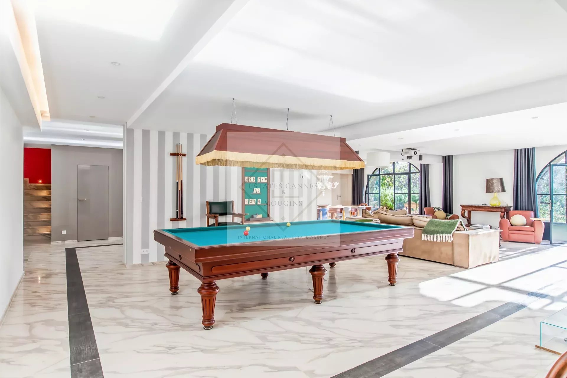 L'art de vivre à son apogée : deux magnifiques villas à vendre à Mougins — photo 9