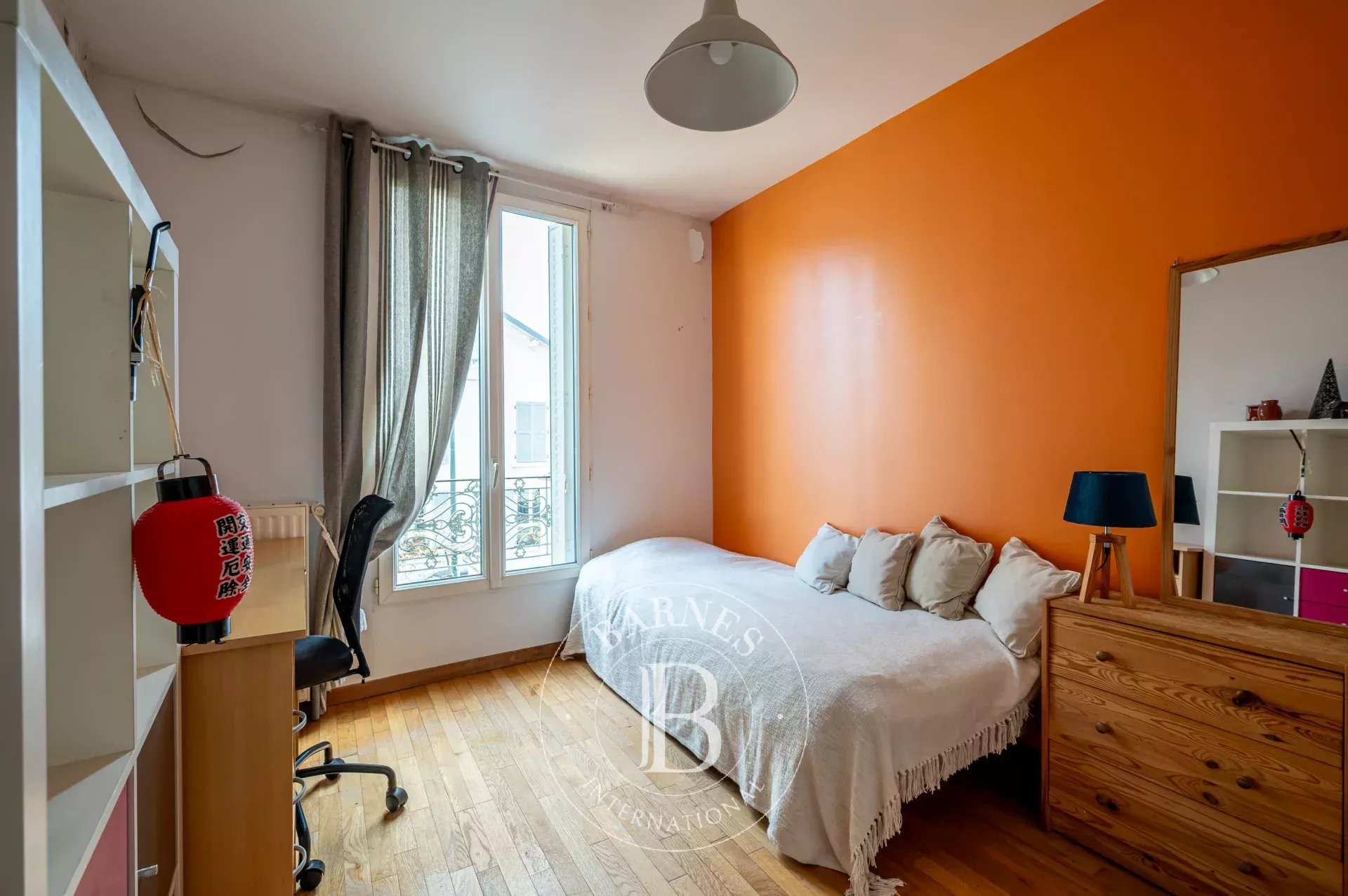 Asnières-sur-Seine  - Maison 7 Pi&egrave;ces 5 Chambres - picture 13