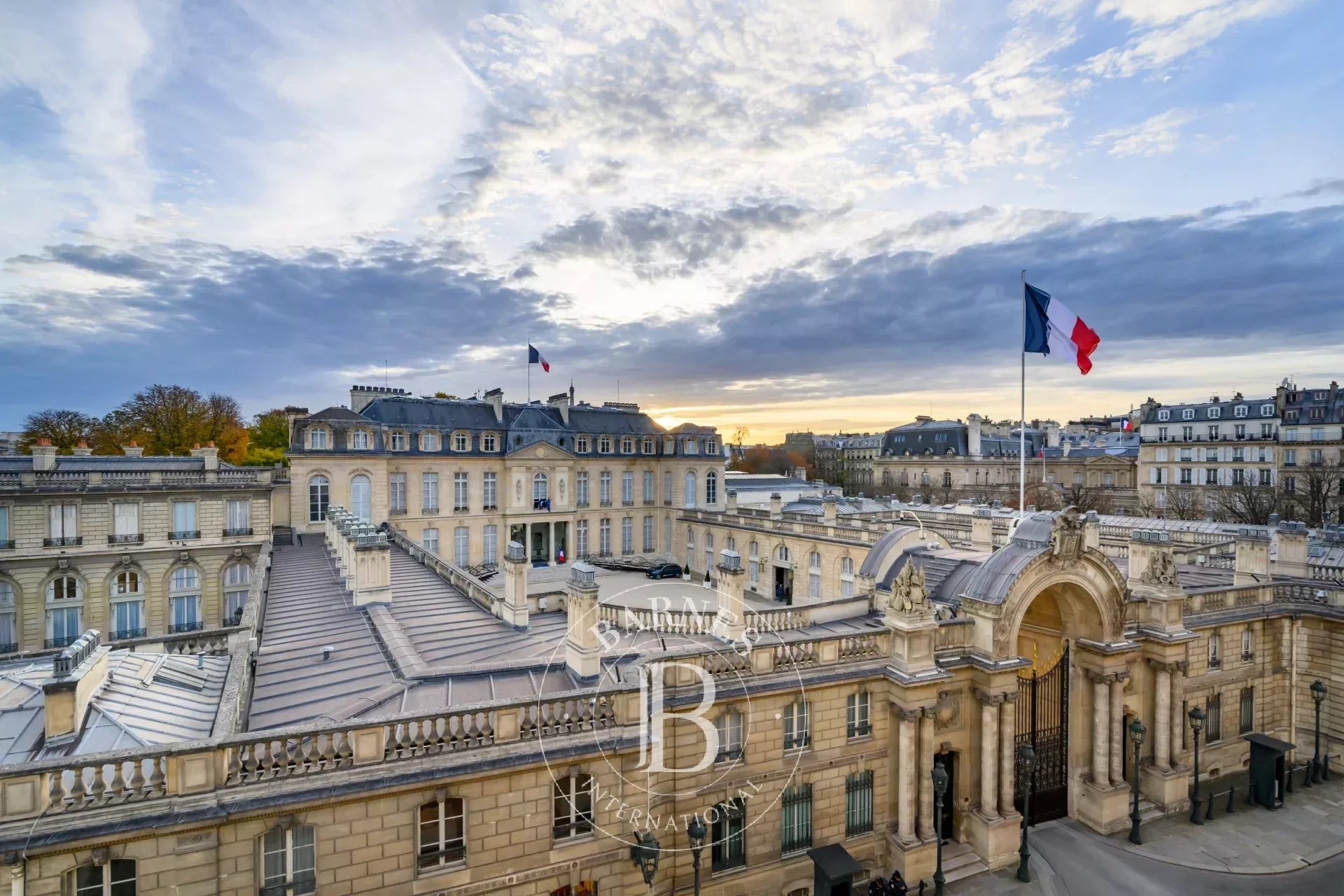 Daire Paris 8ème - picture 18